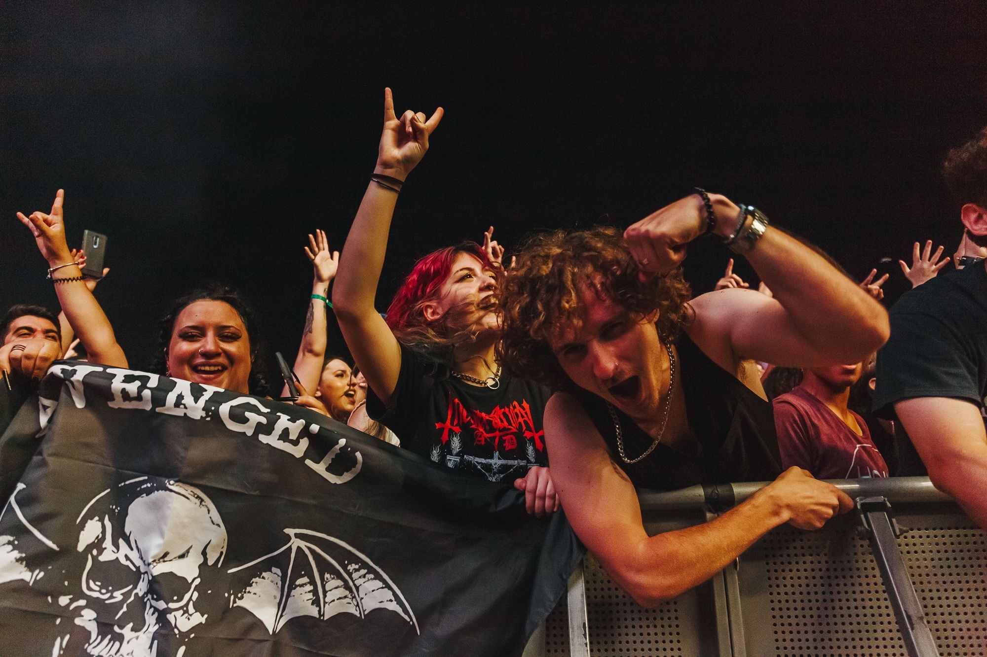 Release Athens 2025: Ανταπόκριση - φωτορεπορτάζ από τις εμφανίσεις των Avenged Sevenfold και Palaye Royale στην Πλατεία Νερού.