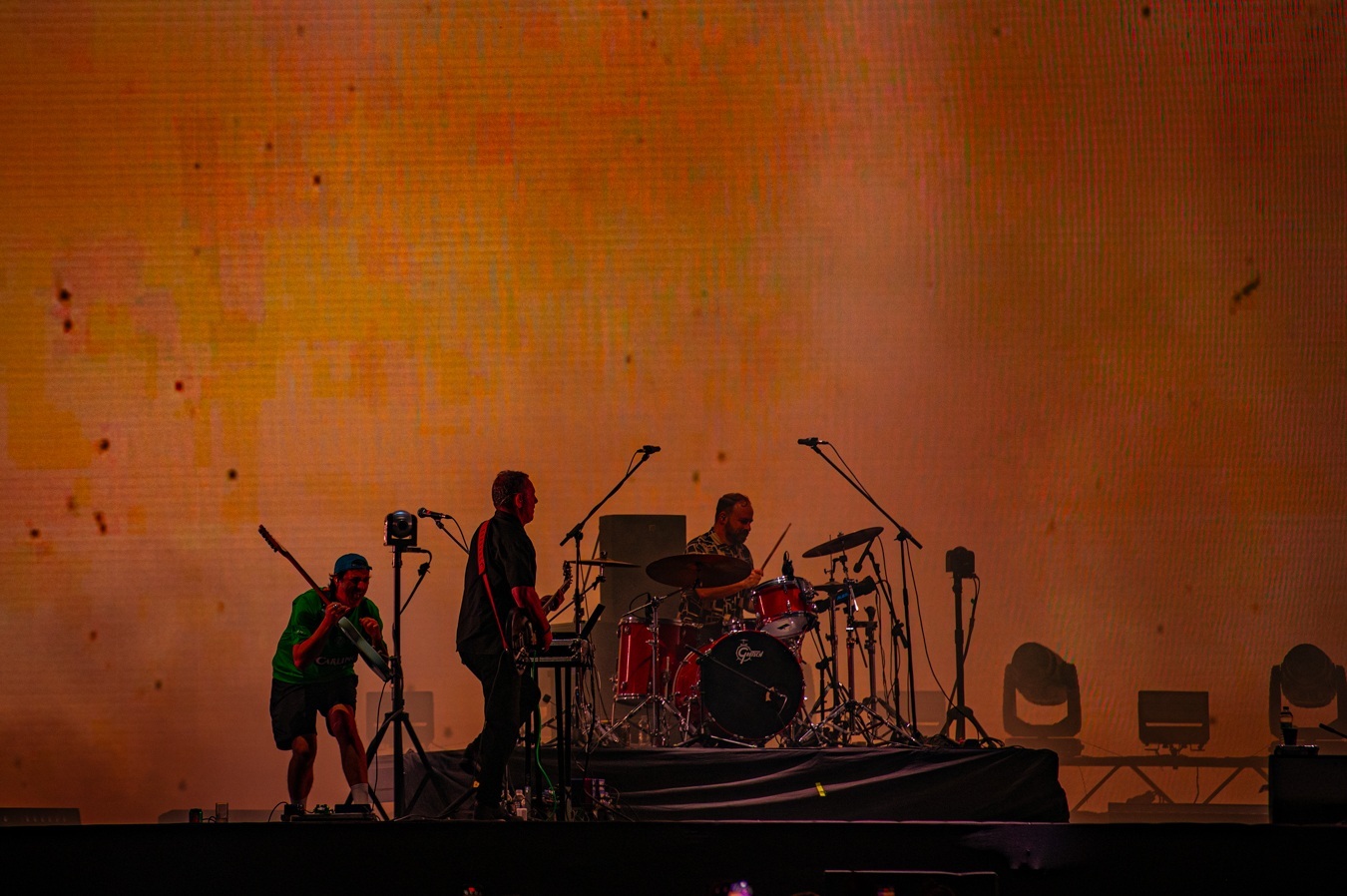 Release Athens 2025: Ανταπόκριση - φωτορεπορτάζ από τις εμφανίσεις των Παύλου Παυλίδη, Κωνσταντίνου Βήτα και Super Stereo στην Πλατεία Νερού