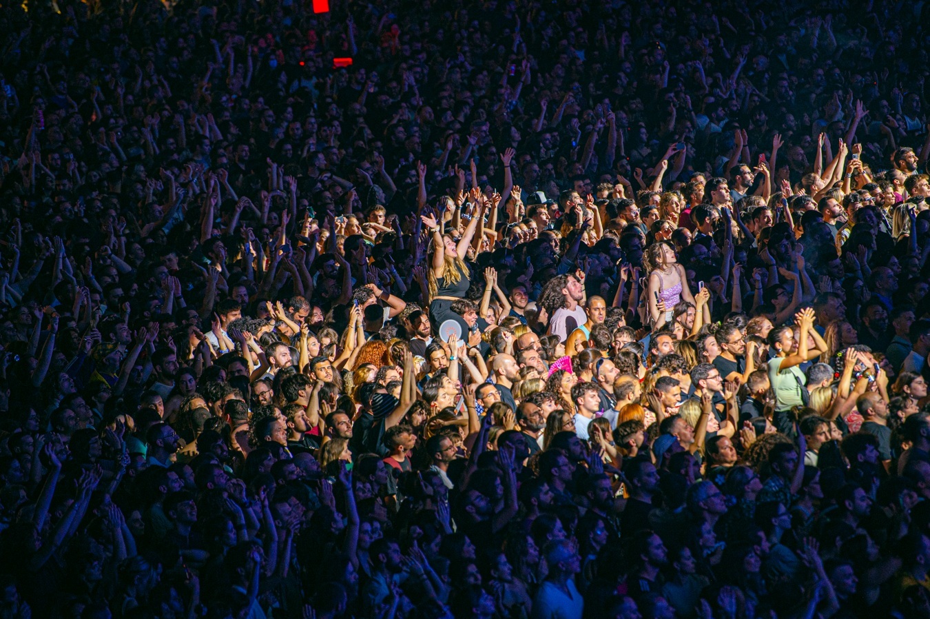 Release Athens 2025: Ανταπόκριση - φωτορεπορτάζ από τις εμφανίσεις των Παύλου Παυλίδη, Κωνσταντίνου Βήτα και Super Stereo στην Πλατεία Νερού