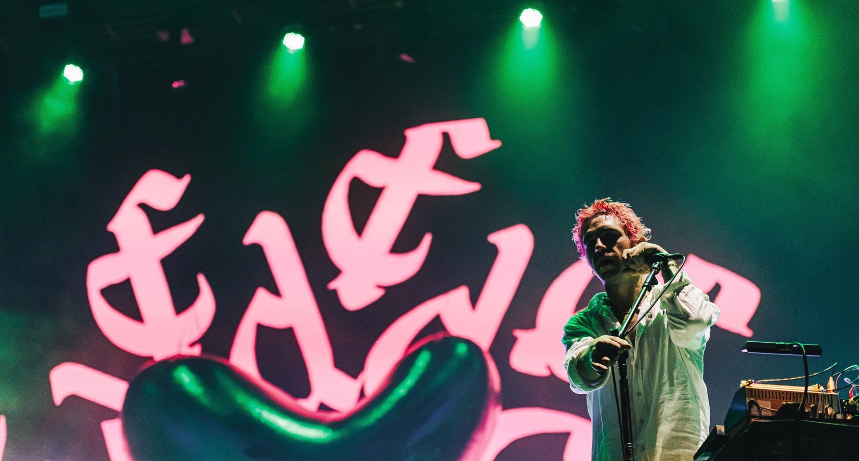 Release Athens 2025: Ανταπόκριση - φωτορεπορτάζ από τις εμφανίσεις των Fontaines D.C., Boy Harsher και Shame στην Πλατεία Νερού