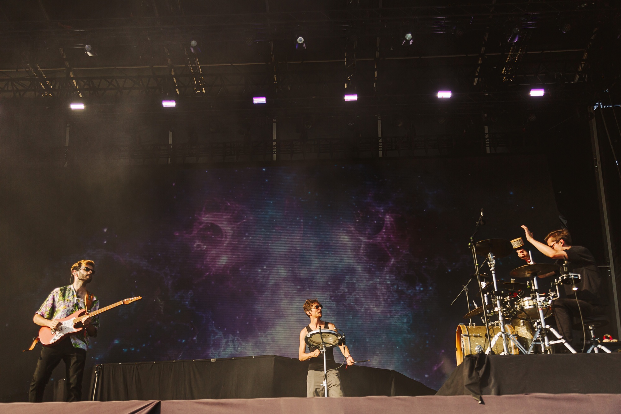 Release Athens 2025: Ανταπόκριση - φωτορεπορτάζ από τις εμφανίσεις των London Grammar, Aurora και Klangphonics στην Πλατεία Νερού