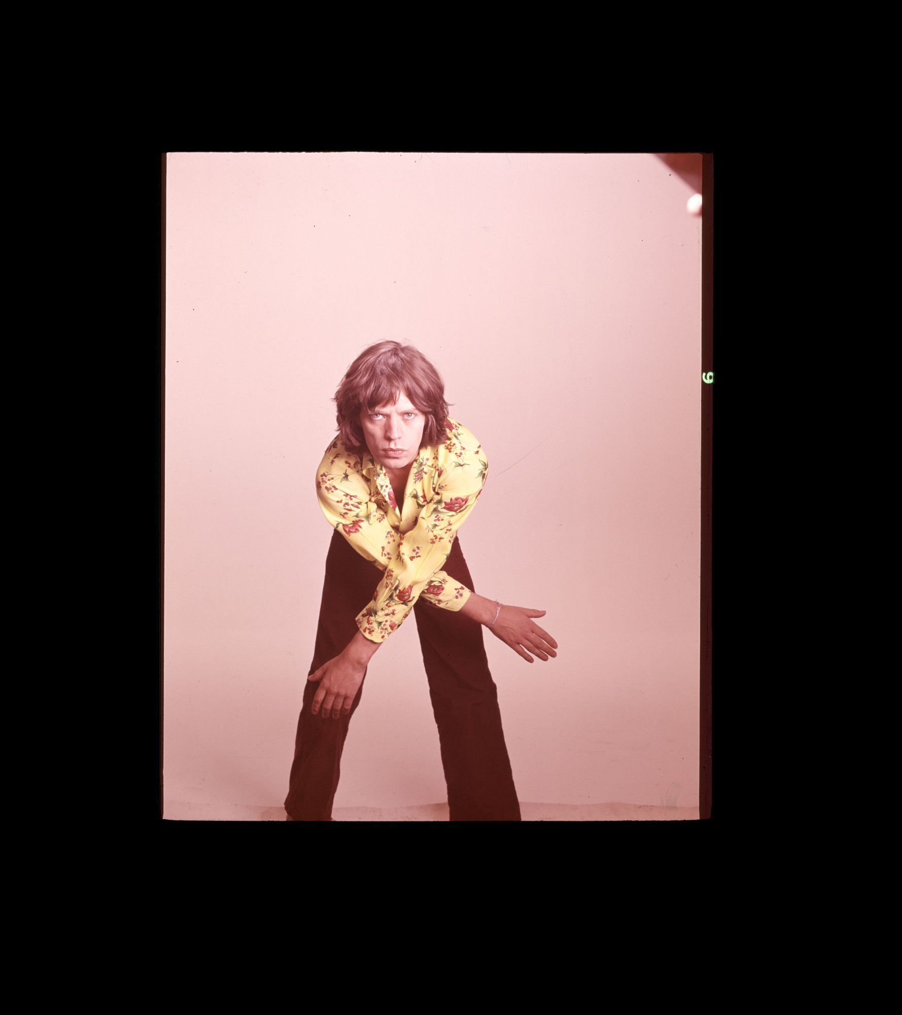 Η επανέκδοση του Black and Blue φέρνει νέες μίξεις, ακυκλοφόρητες ηχογραφήσεις και σπάνιο υλικό από την πιο καθοριστική εποχή των Rolling Stones.