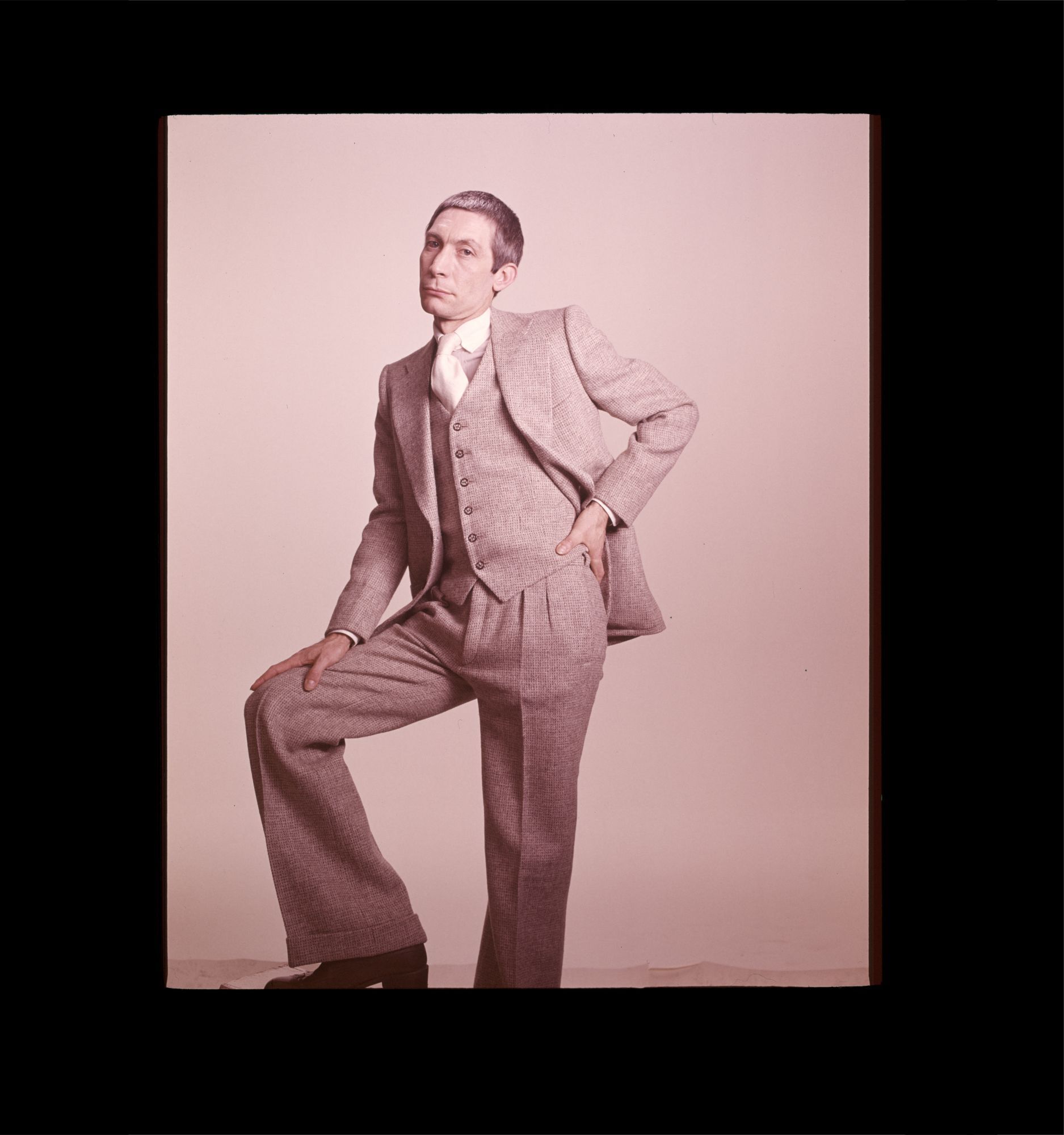 Η επανέκδοση του Black and Blue φέρνει νέες μίξεις, ακυκλοφόρητες ηχογραφήσεις και σπάνιο υλικό από την πιο καθοριστική εποχή των Rolling Stones