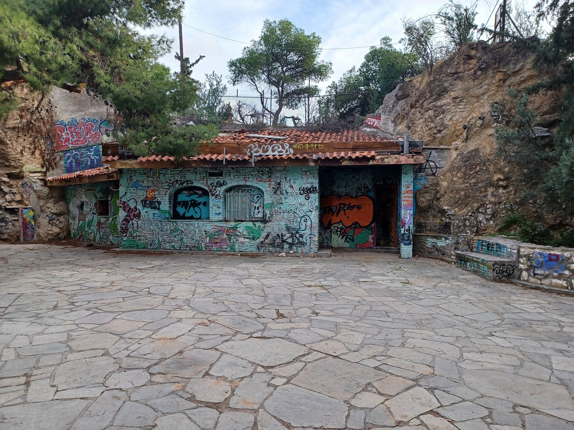 pos-einai-simera-o-lofos-tou-strefi-7