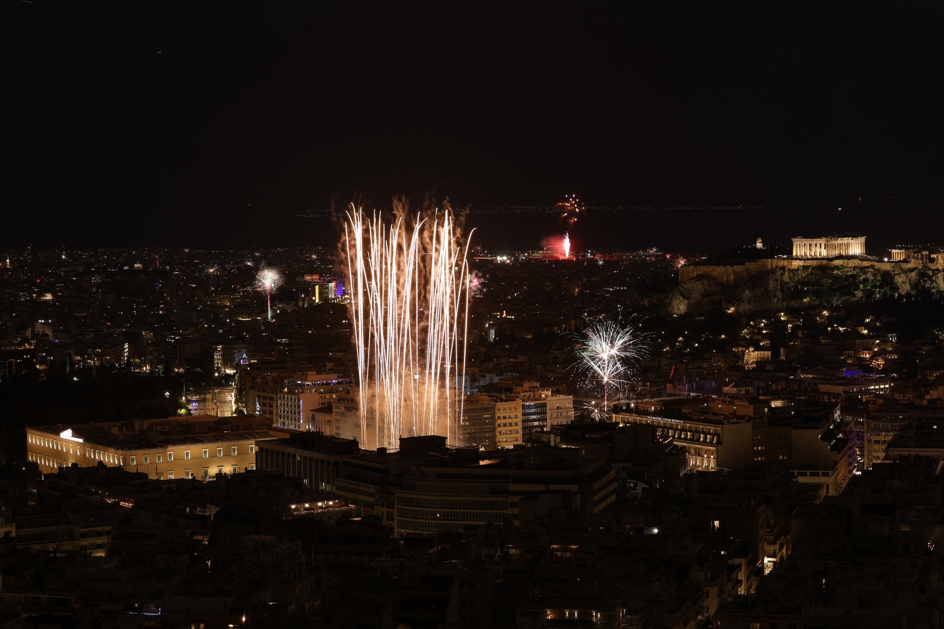 Η Ελλάδα υποδέχεται το 2026 - 20 εικόνες	