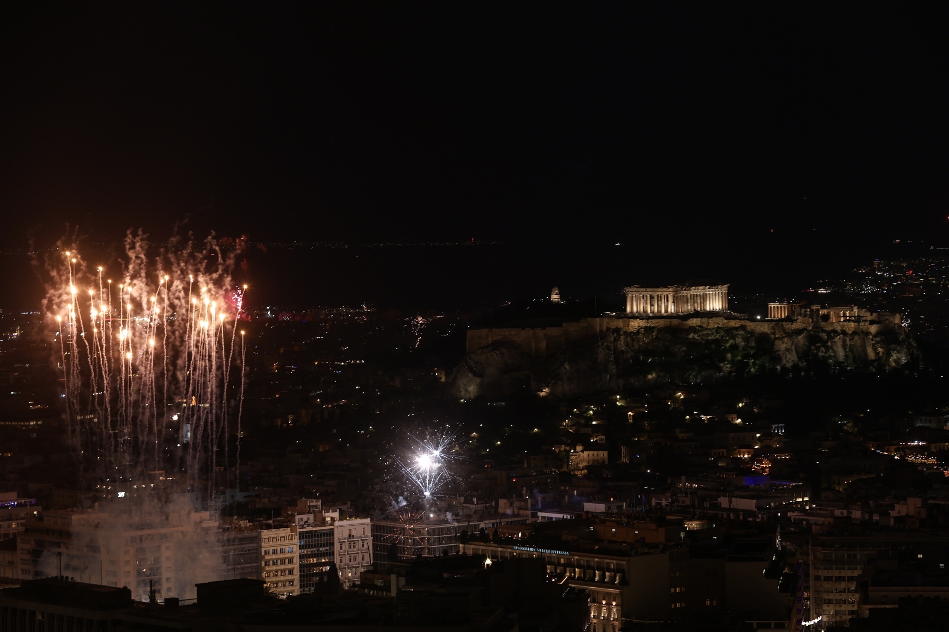 Η Ελλάδα υποδέχεται το 2026 - 20 εικόνες	
