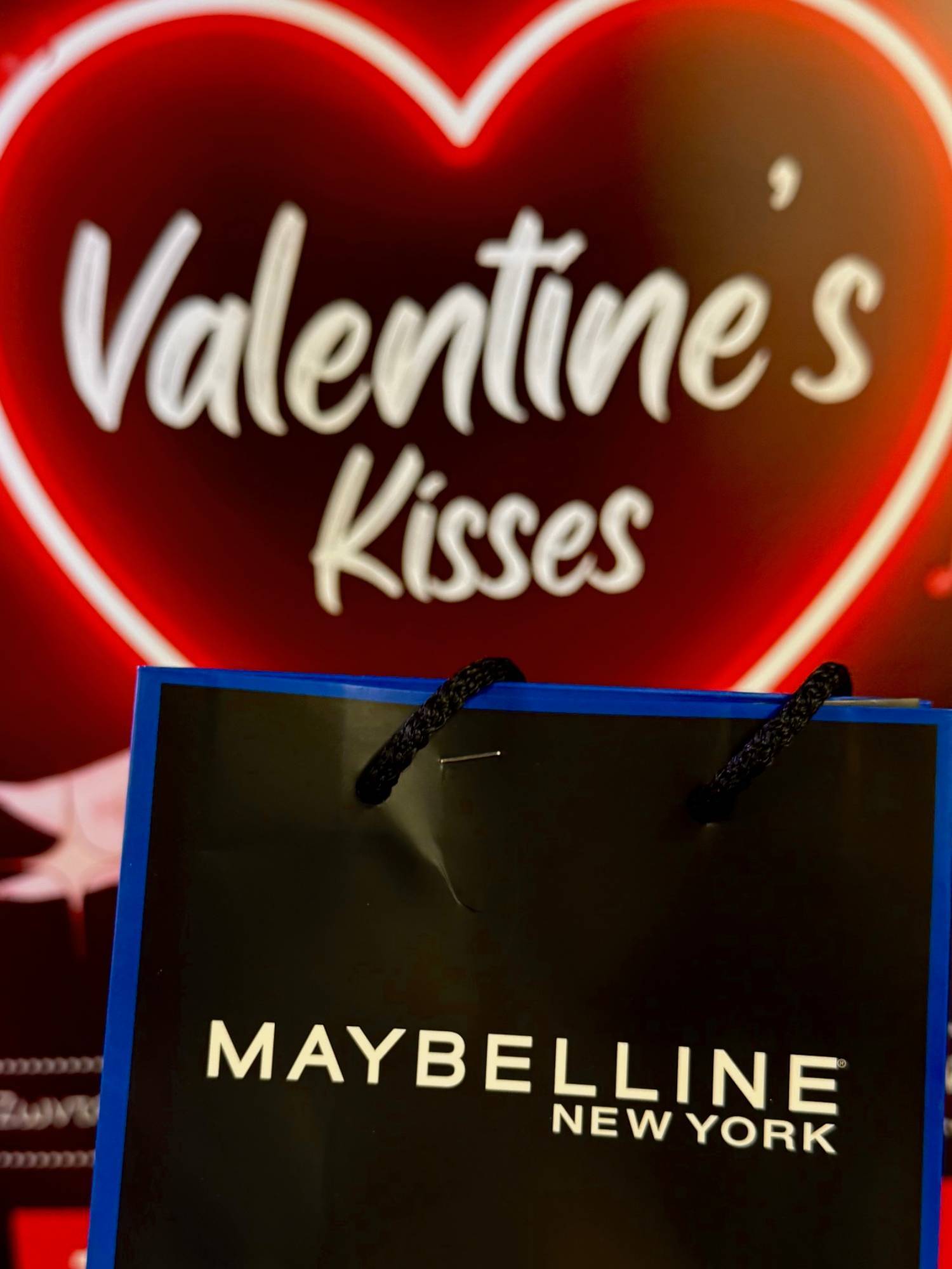 Δώρα από την Maybelline New York