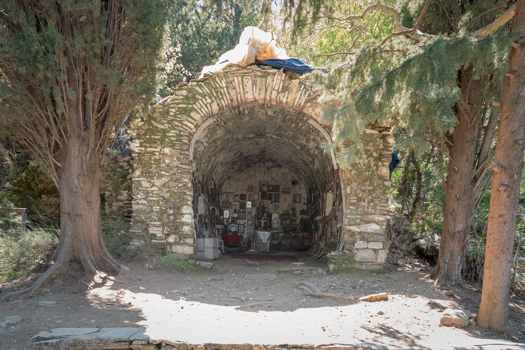 Εικονογραφώντας «Το Θαύμα της Καισαριανής» 