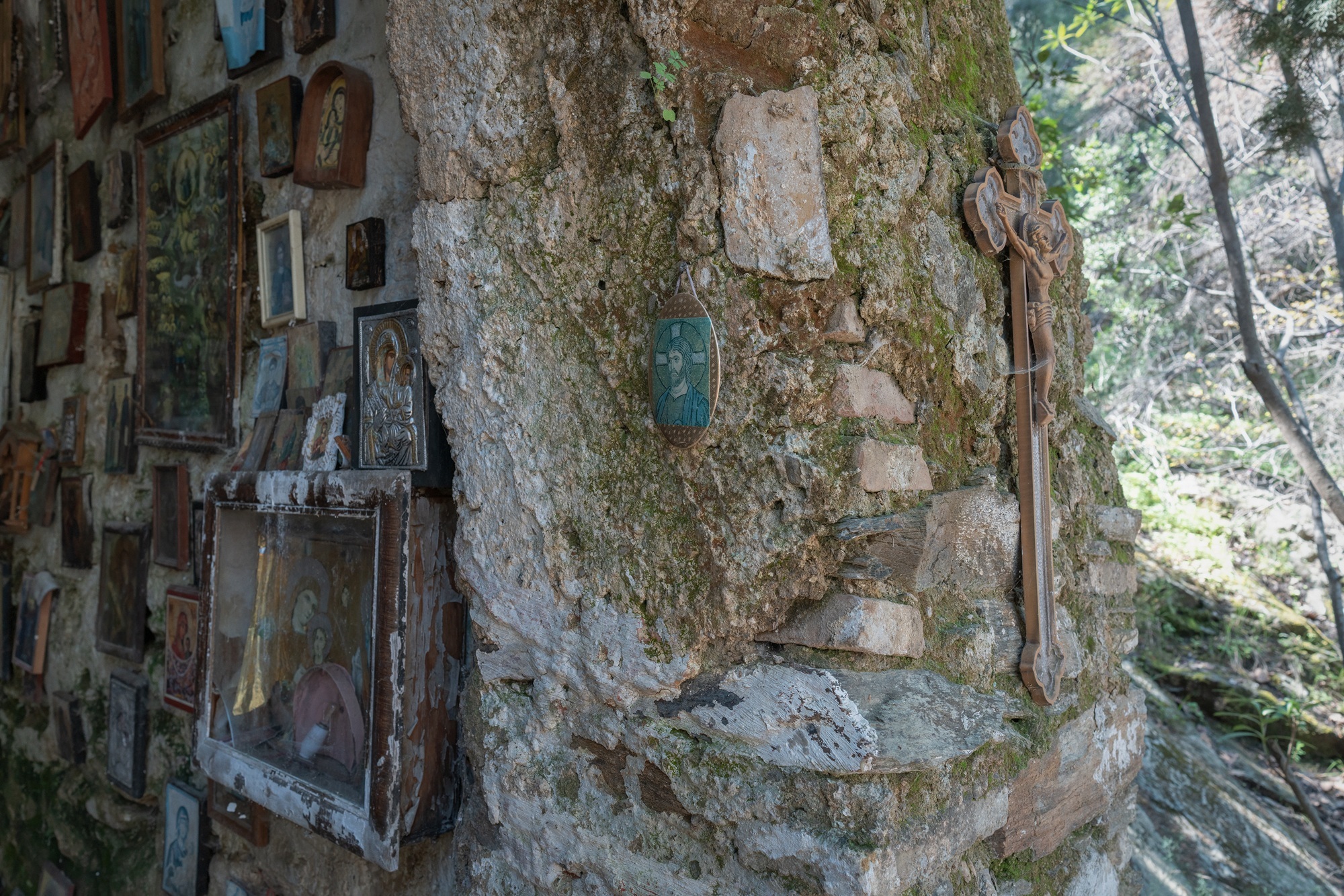 Εικονογραφώντας «Το Θαύμα της Καισαριανής» 