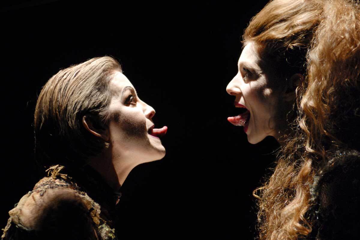 Alarme, Αγλαΐα Παππά, Σοφία Χιλλ © Johanna Weber