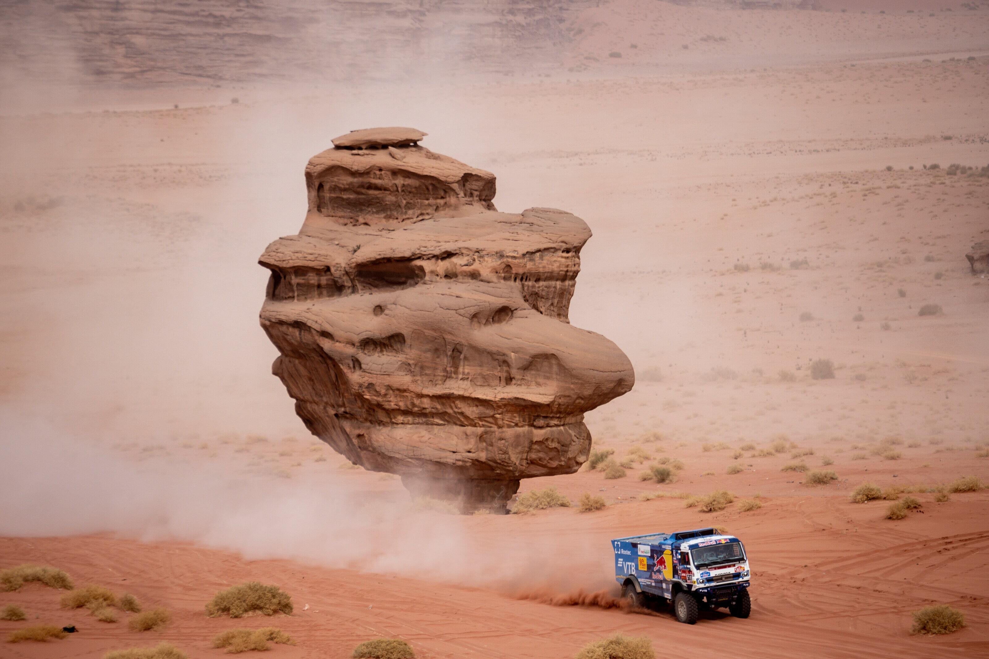 Στιγμιότυπο από τον αγώνα Rally Dakar 2020