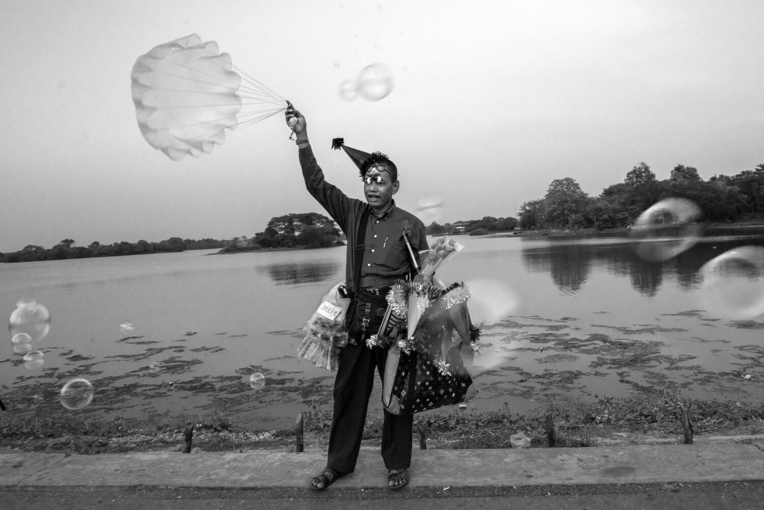 Μιανμάρ, Aun Raza  