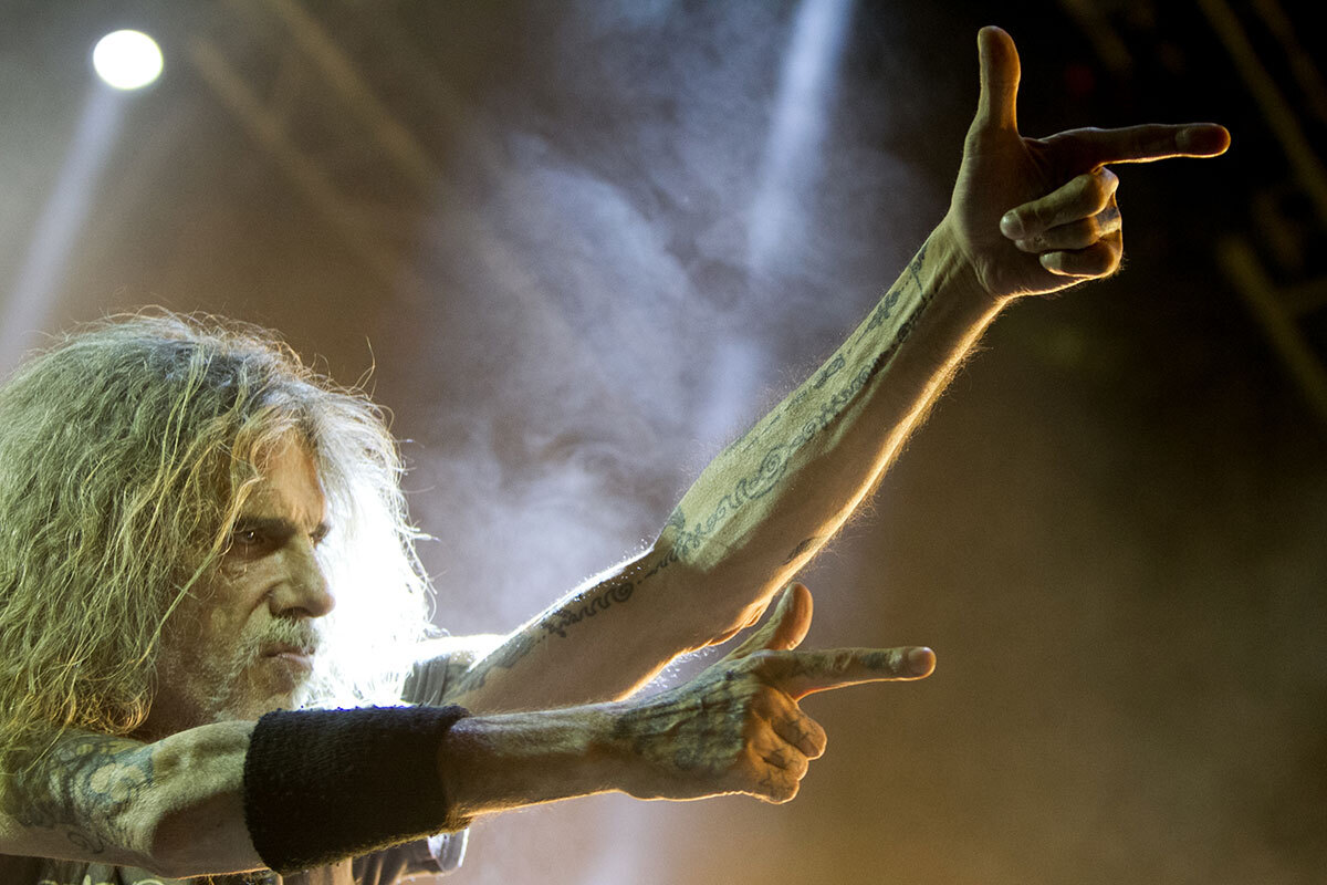 Στιγμιότυπο από τη sold out συναυλία των Nightstalker στην Τεχνόπολη