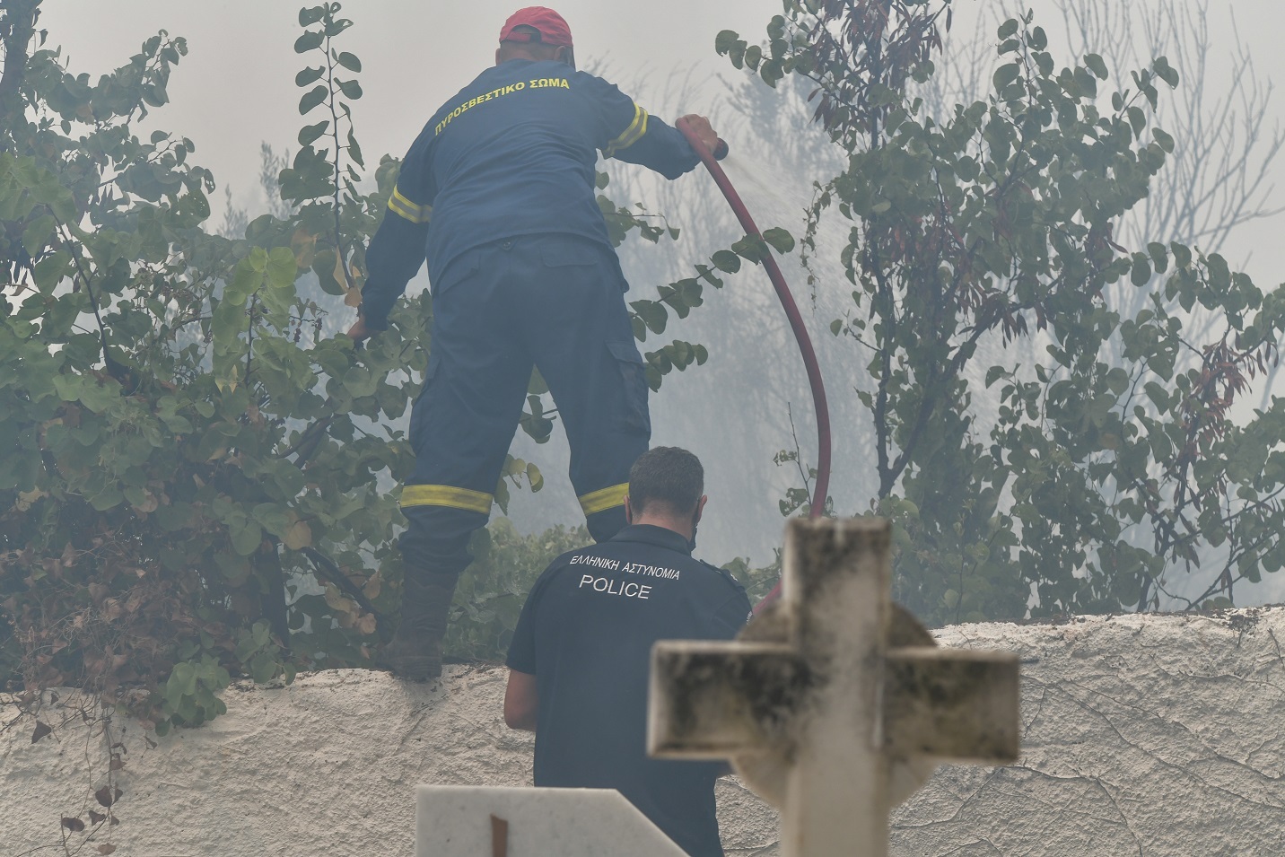 Πυρκαγιά στην Βορειοανατολική Αττική, Παρασκευή 6 Αυγούστου 2021. Στιγμιότυπο από τις Αφίδνες