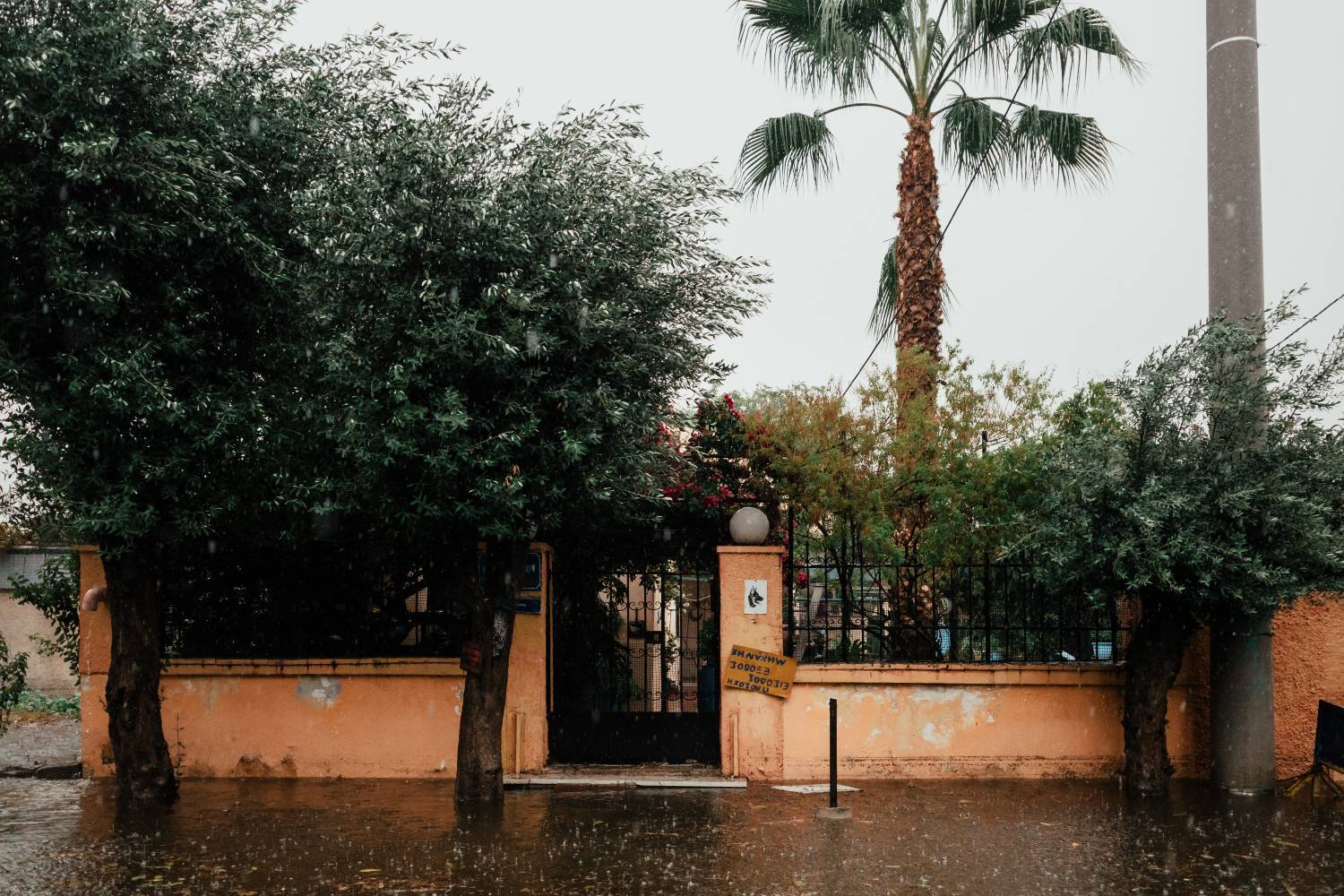 Κακοκαρία «Μπάλλος»: Οι πλημμύρες του Κολωνού από τον φωτογράφο Θοδωρή Ρήγο