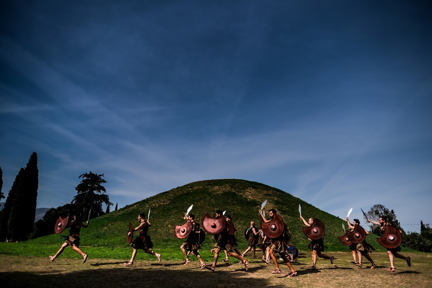 Δρομείς με στολή αρχαίων Ελλήνων