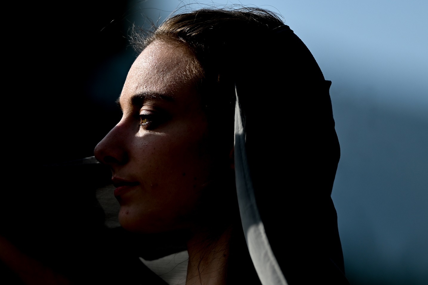 Γυναίκες με αρχαιοελληνικό φόρεμα