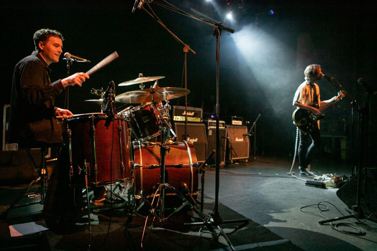 Το συγκρότημα The Noise Figures σε συναυλία στη σκηνή του Gagarin στο Gimme Shelter Film Festival