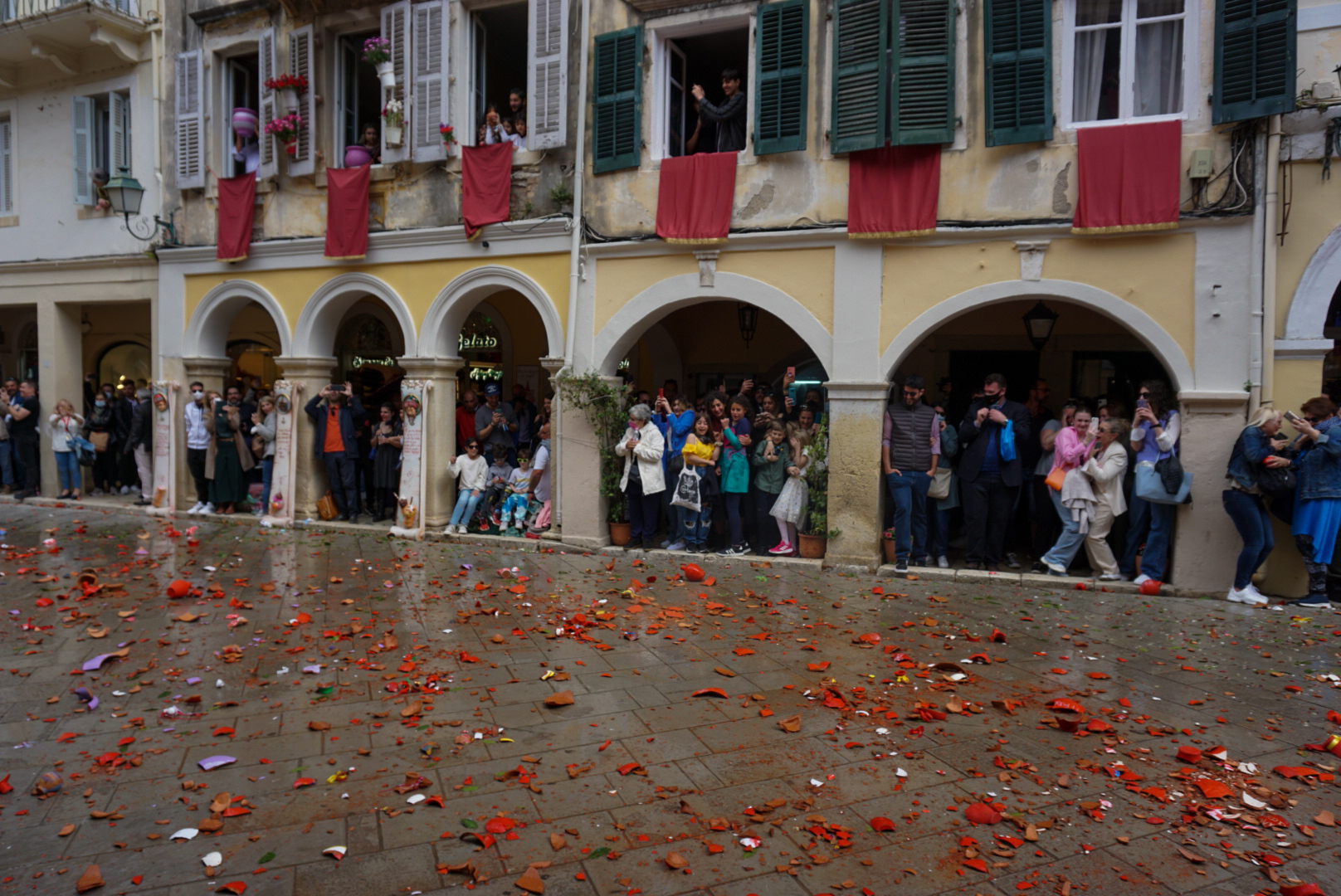 Κέρκυρα - Σπάσιμο Μπότηδες - Πάσχα 2022