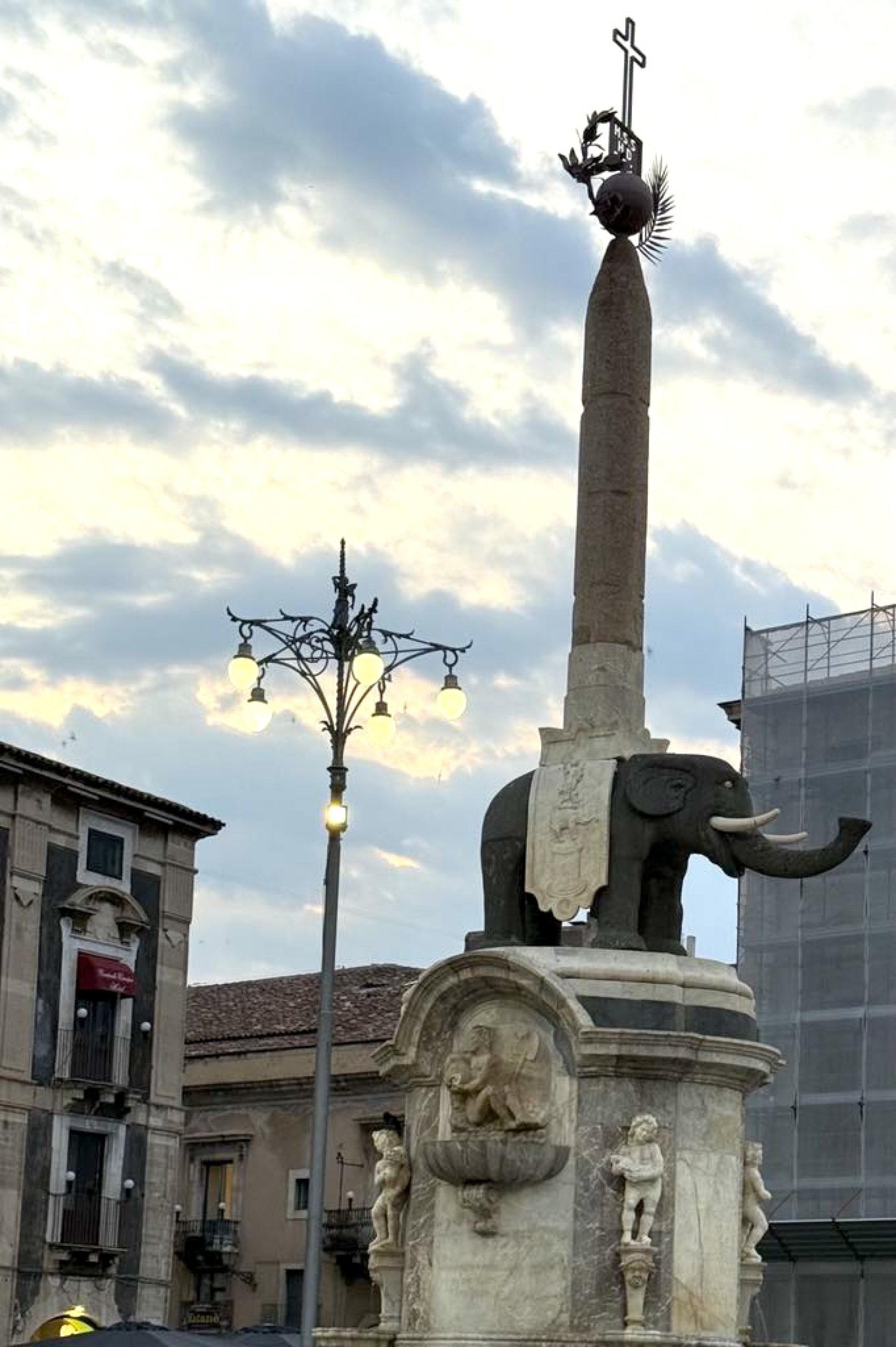 Κατάνια, Σικελία