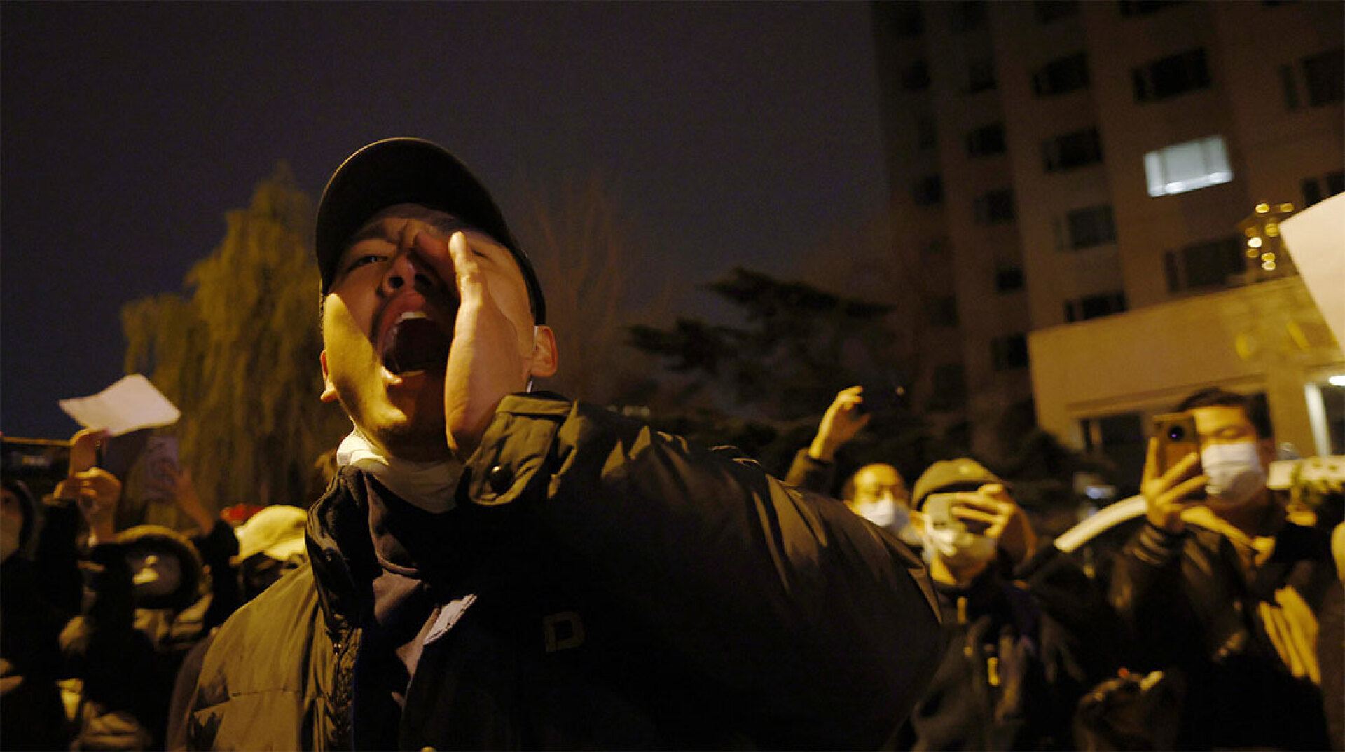 Πρωτοφανείς διαδηλώσεις στην Κίνα για τη στρατηγική «μηδενικής Covid»