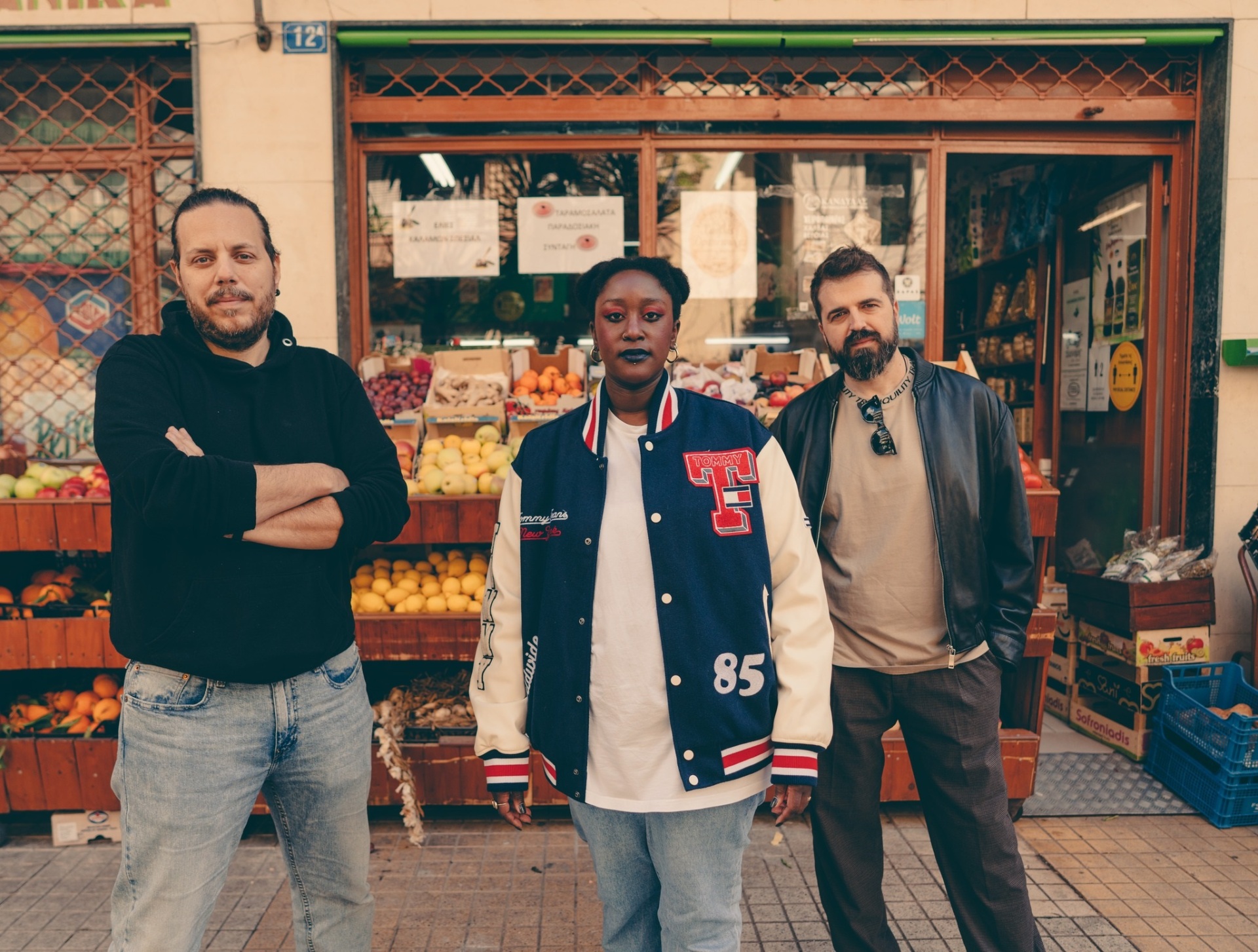 Hume Assine - Athens Blues: Ο Βαγγέλης Ορφανίδης, η Άννα Πασπάτη και ο Αλέξης Αντωνόπουλος μιλούν στην Athens Voice για το ολοκαίνουργιο άλμπουμ τους