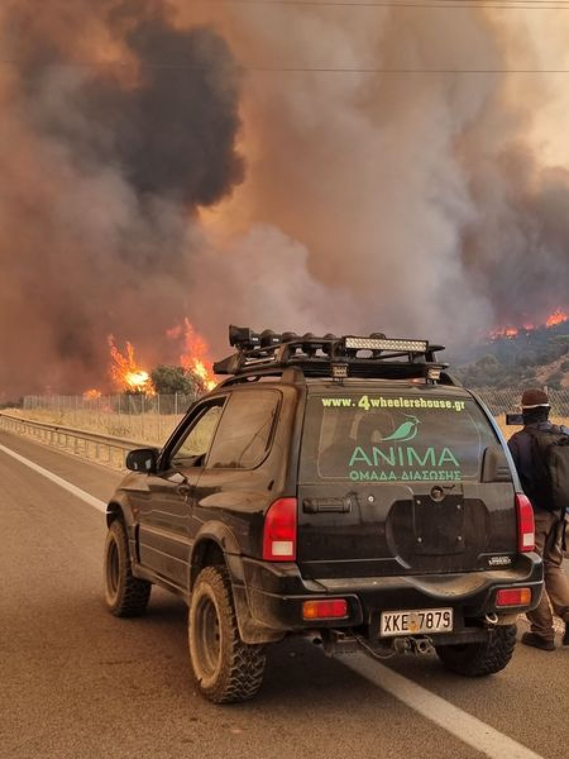 Οι διασώστες της Anima στα μέτωπα της φωτιάς στην Αττική