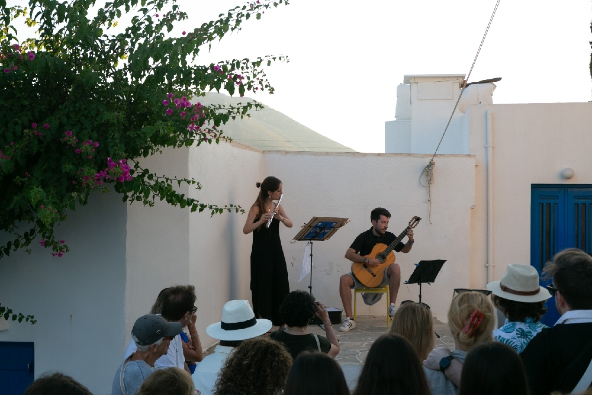 MuSifanto: Μουσική και διακοπές στην όμορφη Σίφνο