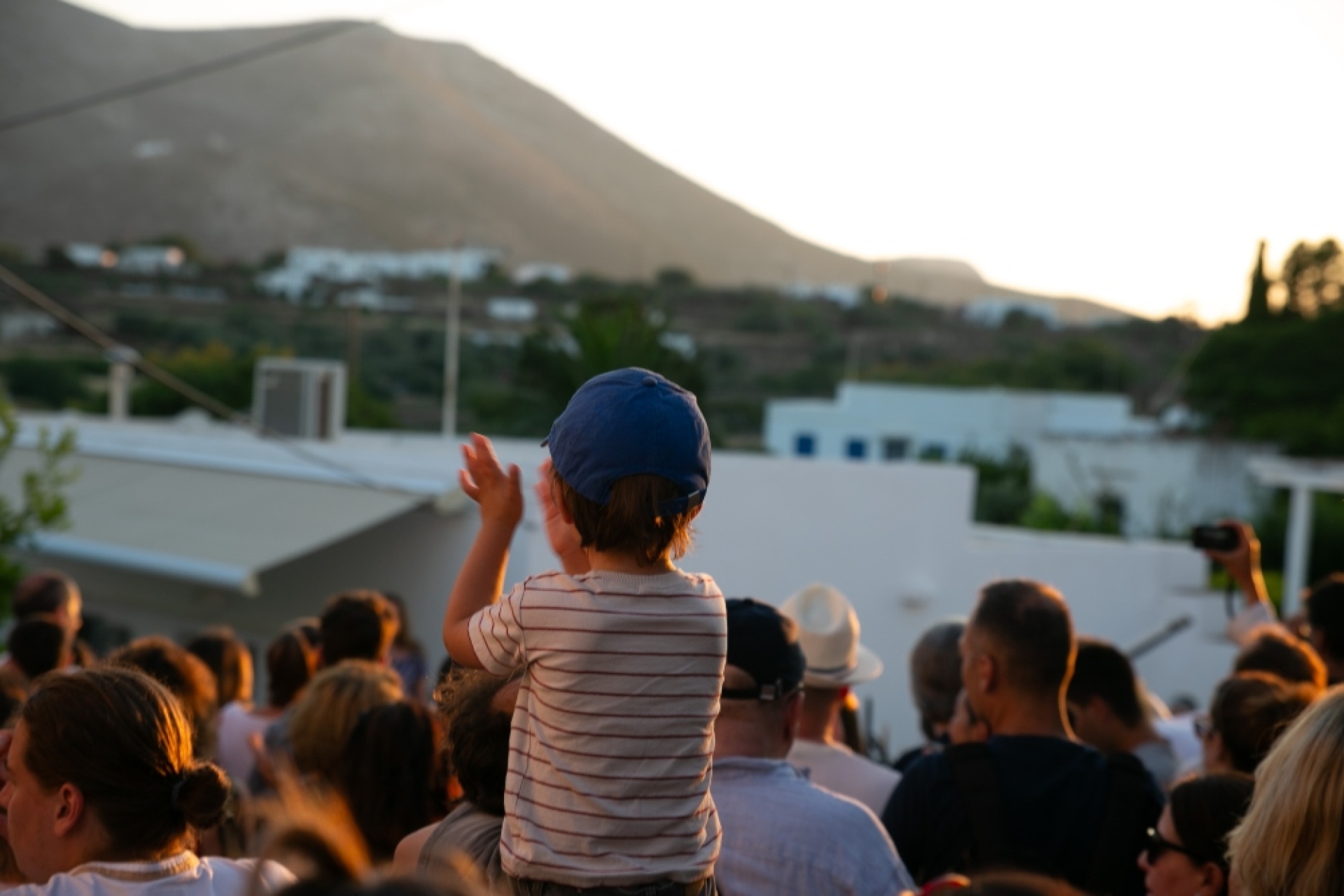 MuSifanto: Μουσική και διακοπές στην όμορφη Σίφνο