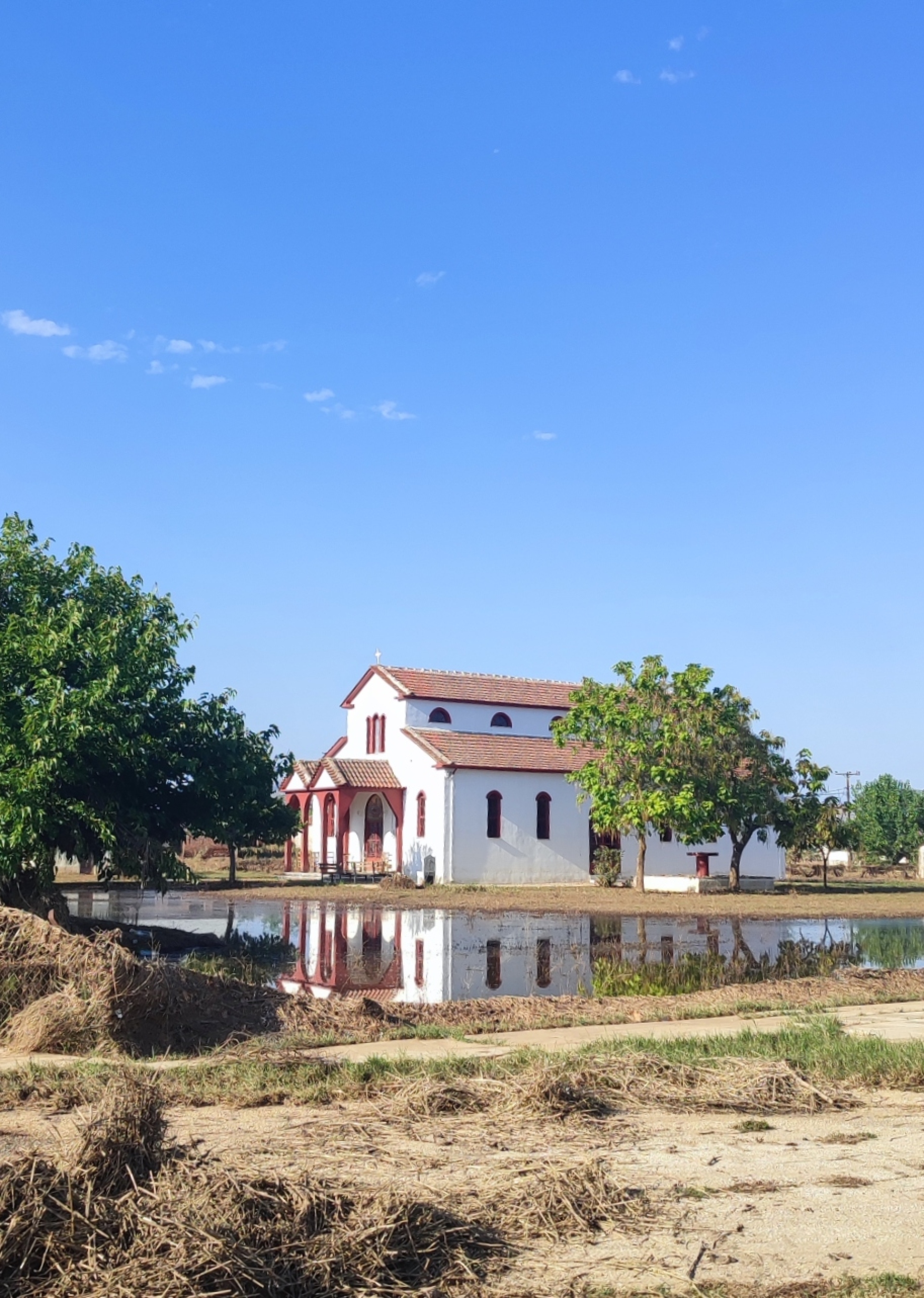 Οδοιπορικό στον Θεσσαλικό Κάμπο και στα πλημμυρισμένα χωριά της Καρδίτσας