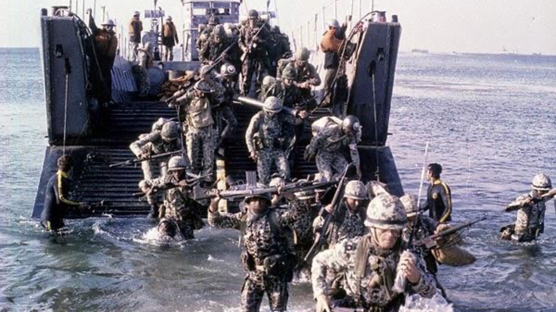 Η Ιστορία της Κύπρου και τα Βαρώσια - Αμμόχωστος, της Ντροπής, Βίβιαν Αβρααμίδου - Πλουμπή