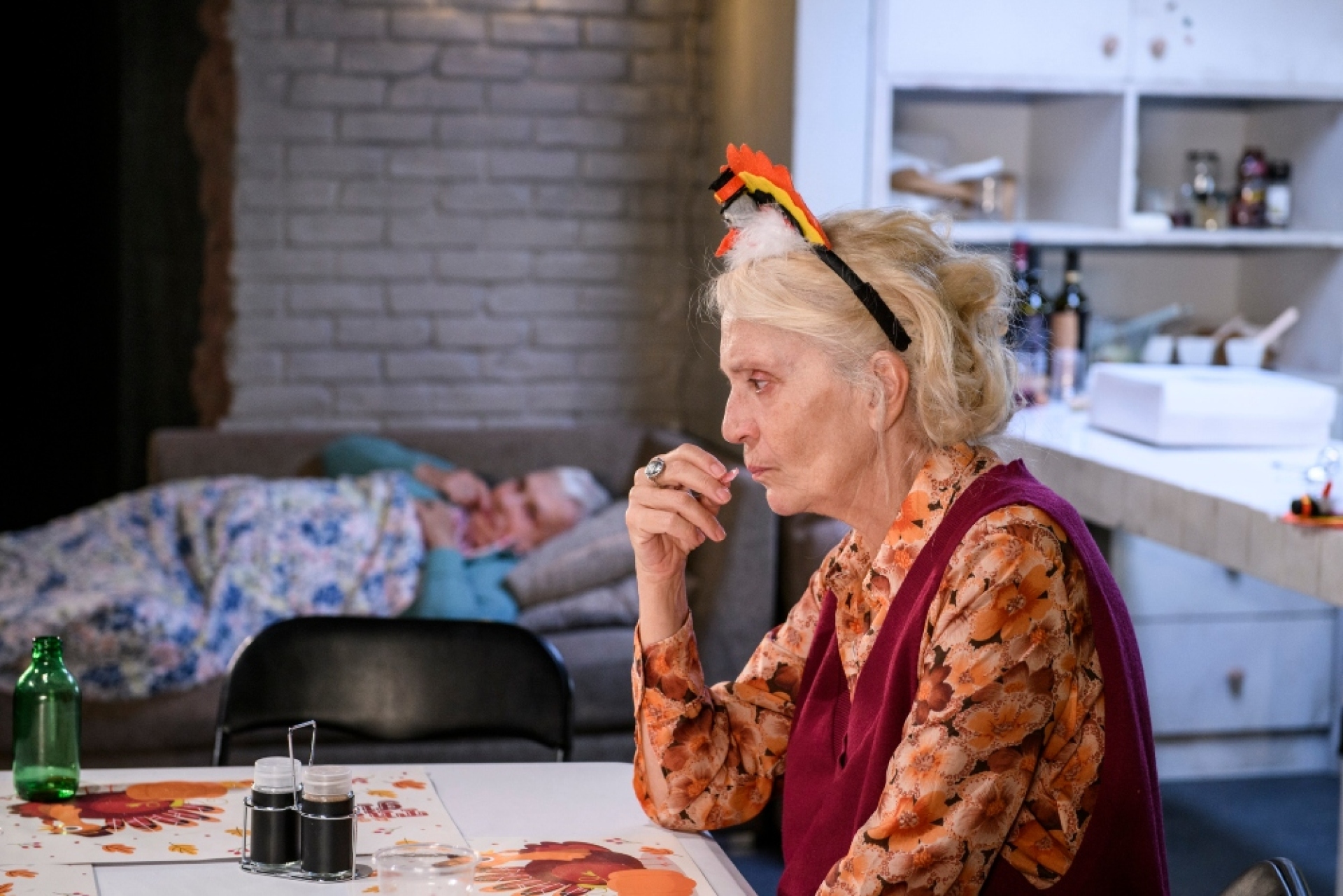 Συνέντευξη με τον Κωνσταντίνο Μαρκουλάκη για την παράσταση The Humans, που σκηνοθετεί, στο θέατρο Μουσούρη