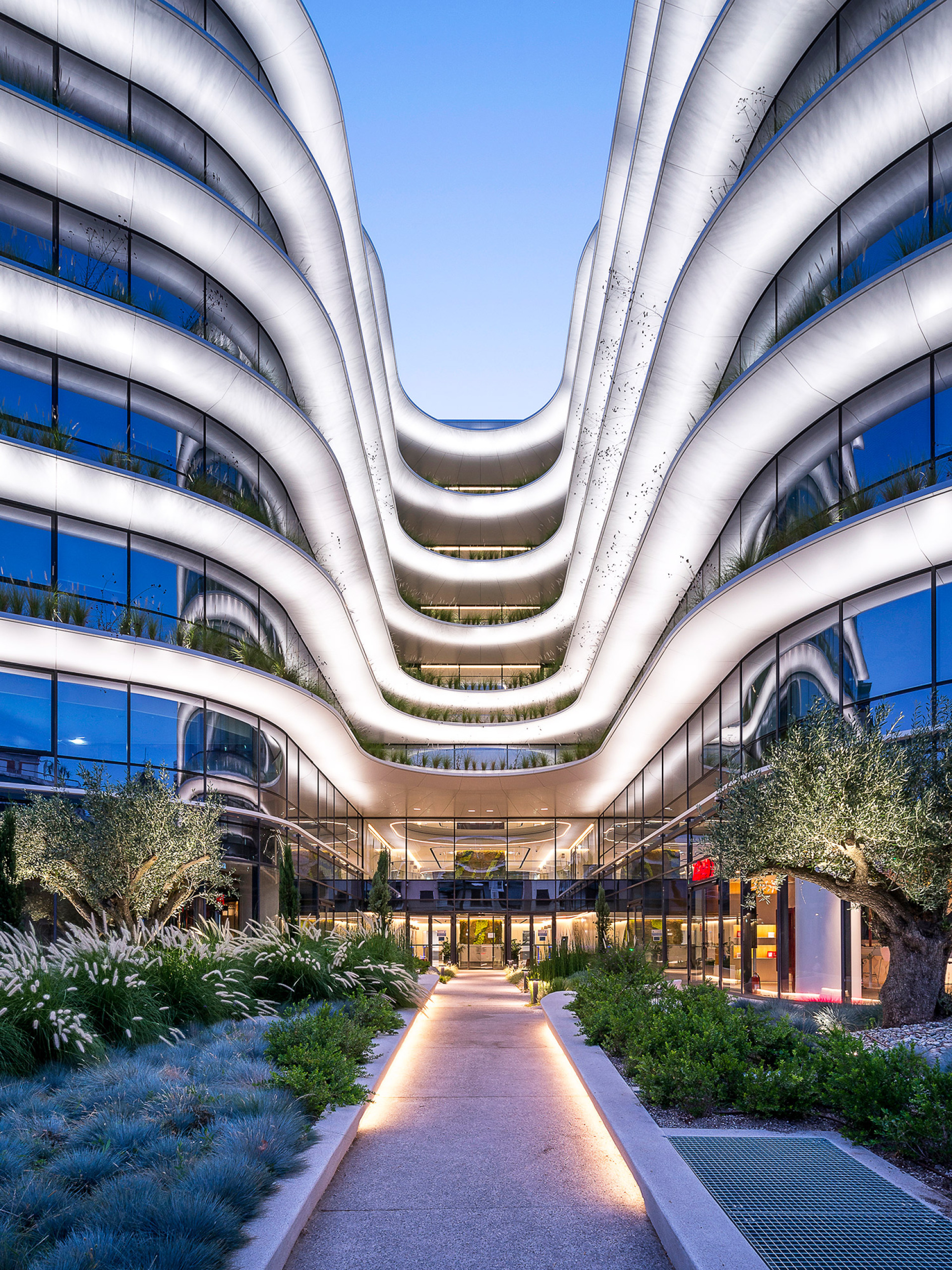 «The Orbit» office campus