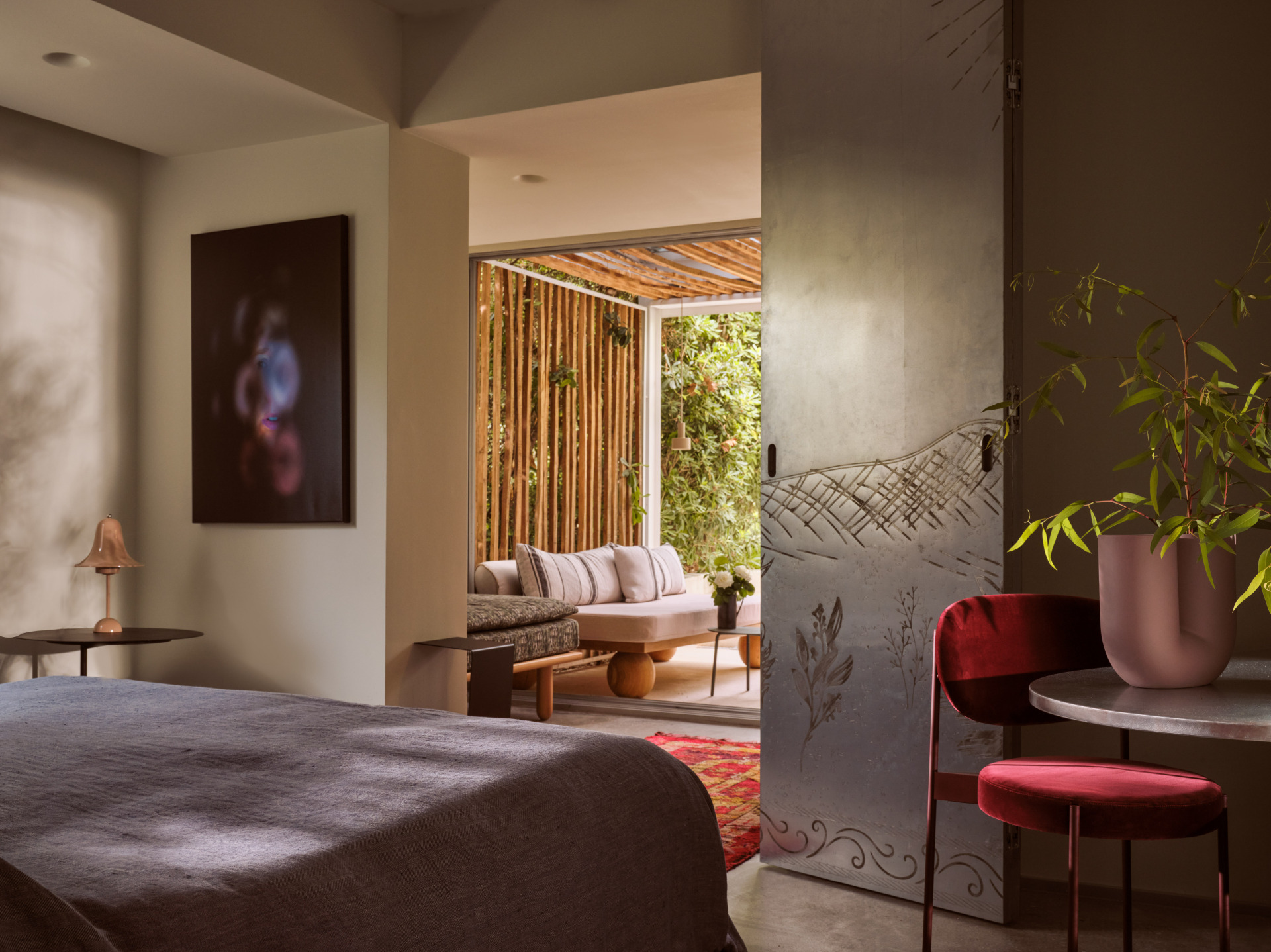 Η Αλεξάνδρα Ευσταθιάδου έφτιαξε μια όαση στην καρδιά της χαλκιδικιώτικης ερήμου