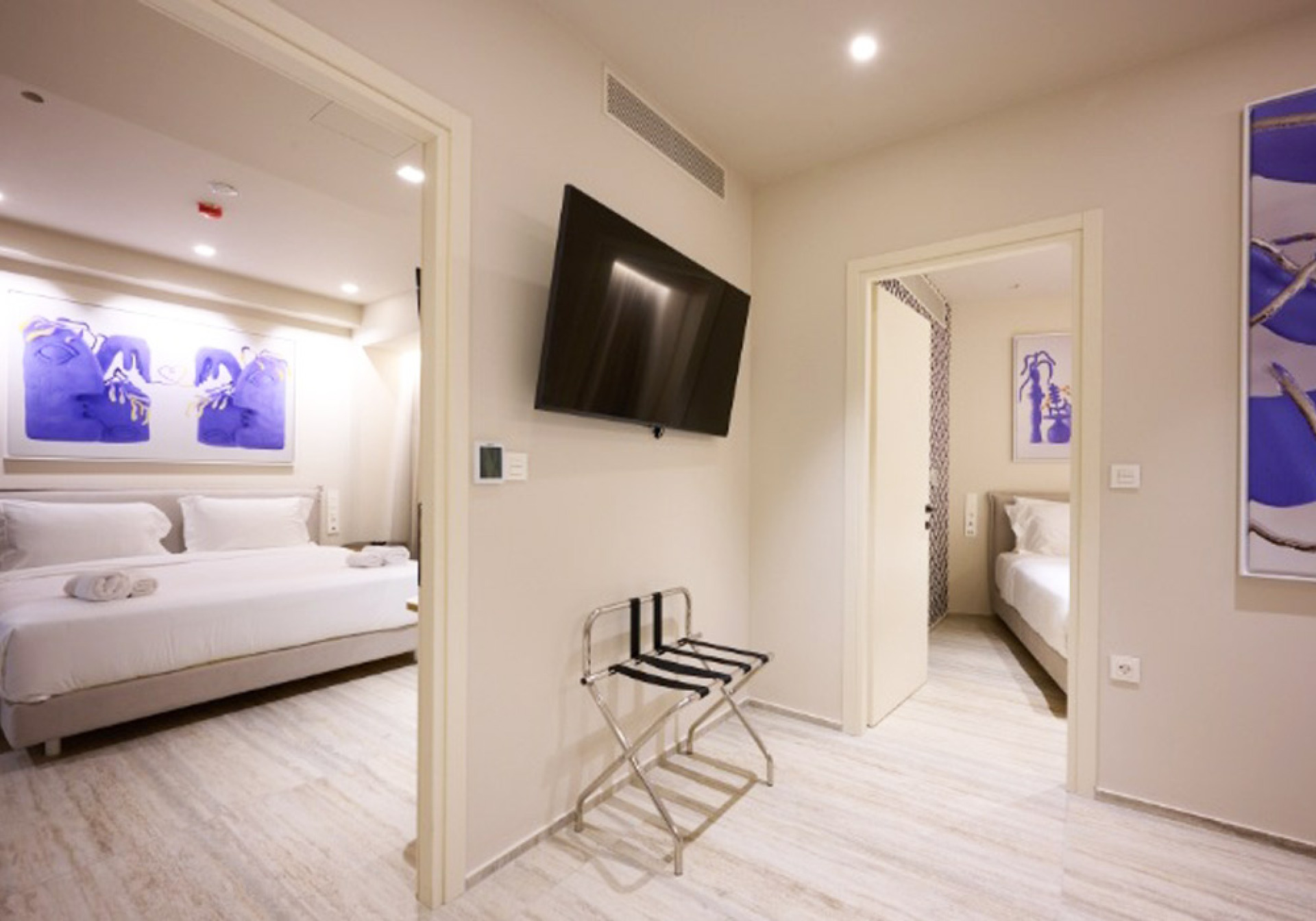 Δωμάτιο 201 με έργα της Αφροδίτης Νινιού