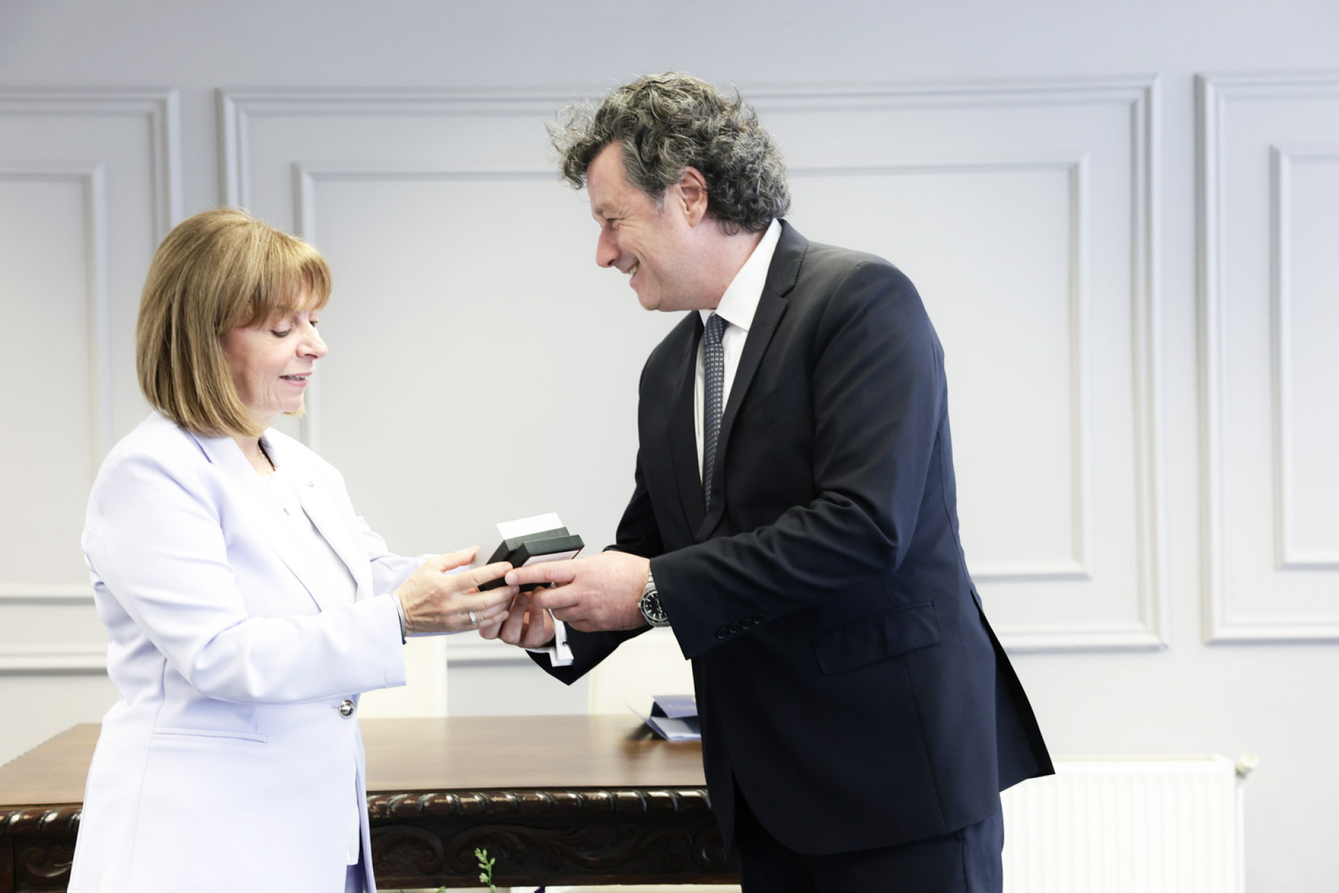 Η Πτδ Κατερίνα Σακελλαροπούλου και ο δήμαρχος Ορεστιάδας Αδαμάντιος Παπαδόπουλος