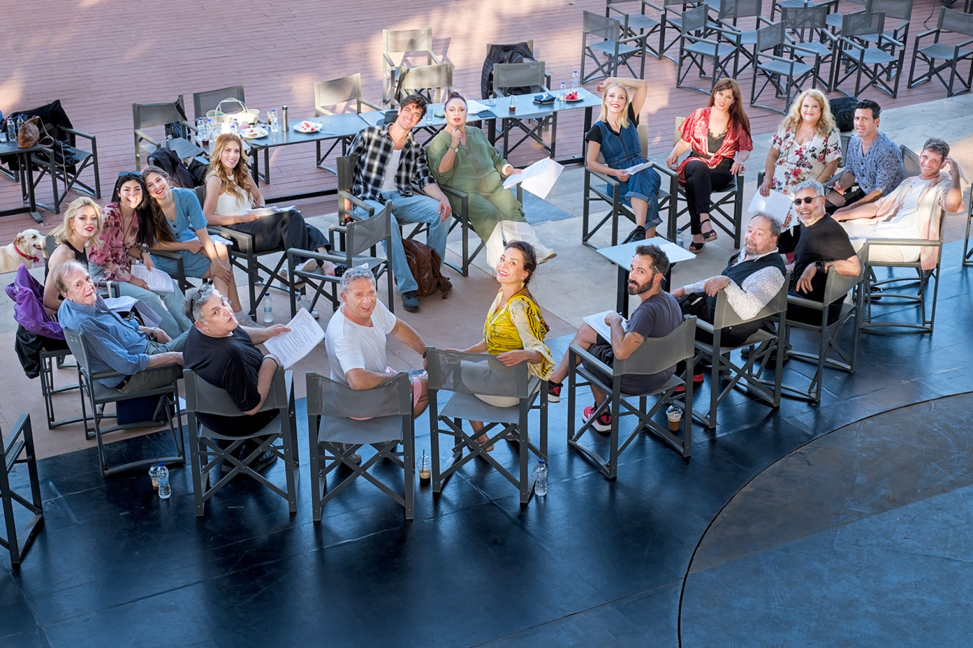 Συντελεστές της νέας επιθεώρησης του Σταμάτη Φασουλή: «Τότε, τώρα, πάντα»