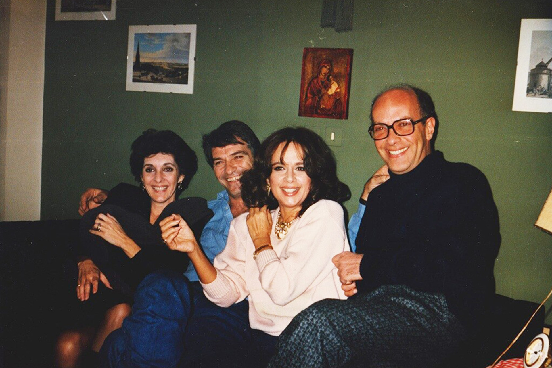 Με την Μελίτα Κούρκουλου, τον Νίκο Κούρκουλο και την Αλίκη Βουγιουκλάκη