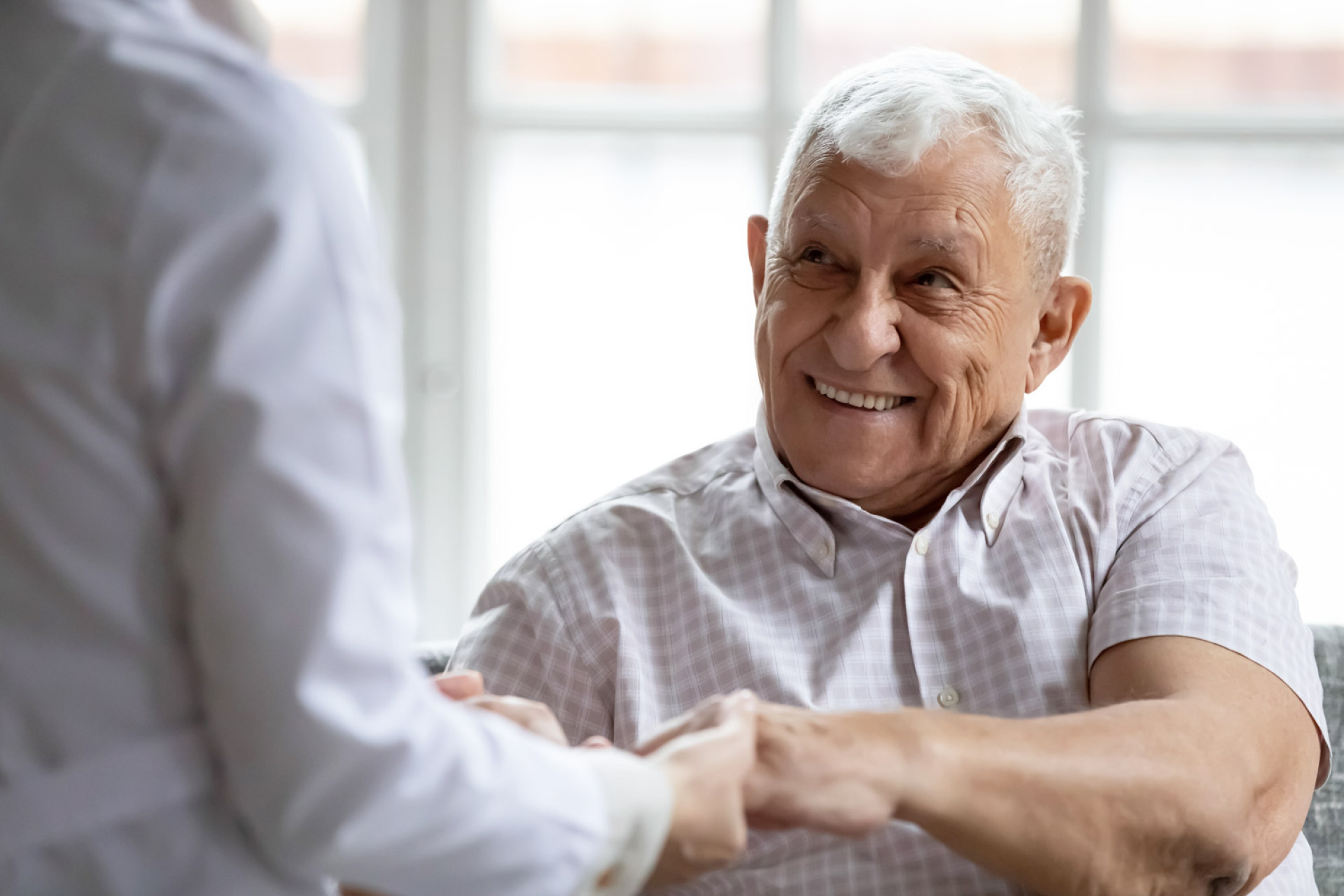 Το πρόγραμμα «Εν Δράσει για την Ψυχική Υγεία» απευθύνεται σε άτομα με κινητικά προβλήματα και έντονη ψυχική δυσφορία, καθώς και στους φροντιστές τους