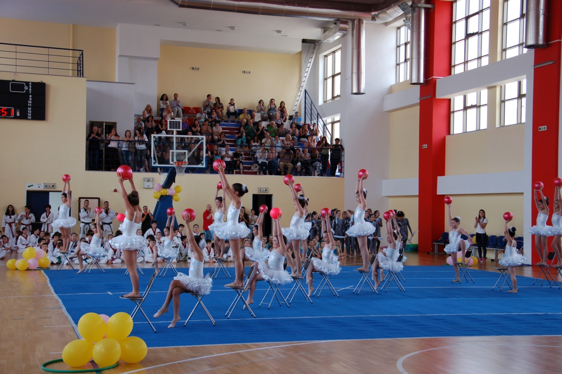 Λεόντειος Σχολή