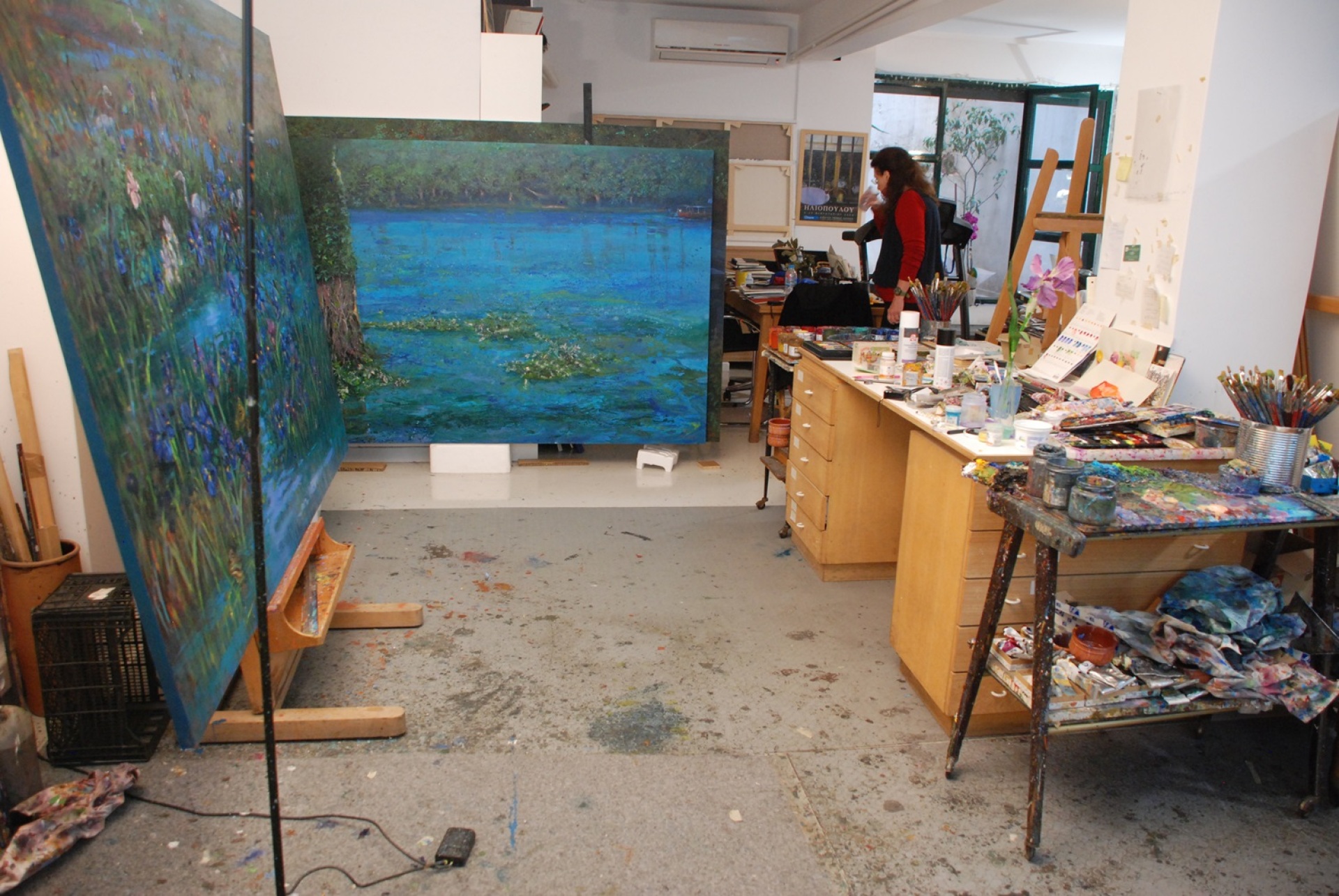 Λιλή Τσίγκου: στο ατελιέ 11 καταξιωμένων καλλιτεχνών