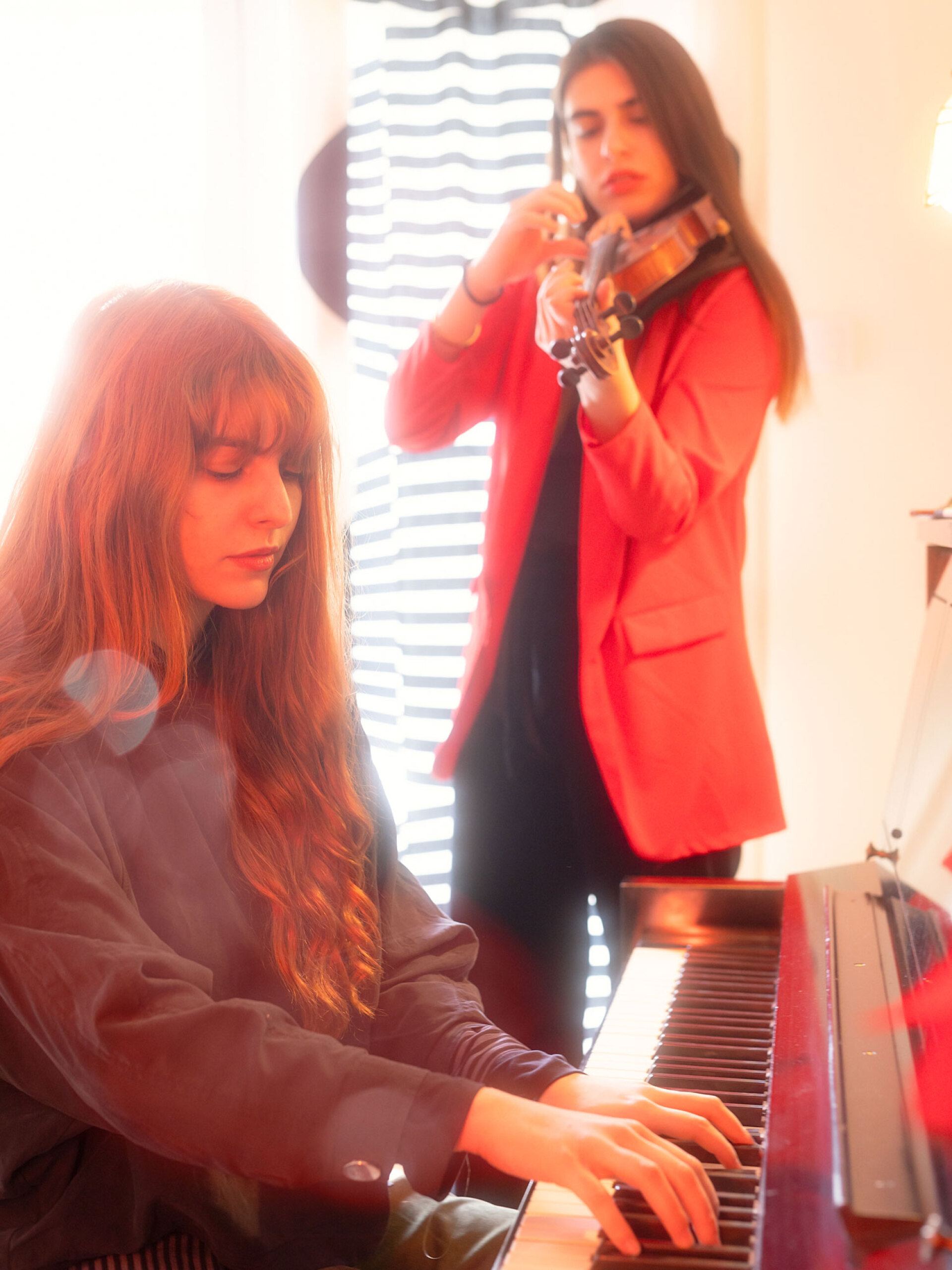 Η Νεφέλη και η Νίκη Μπραβάκη