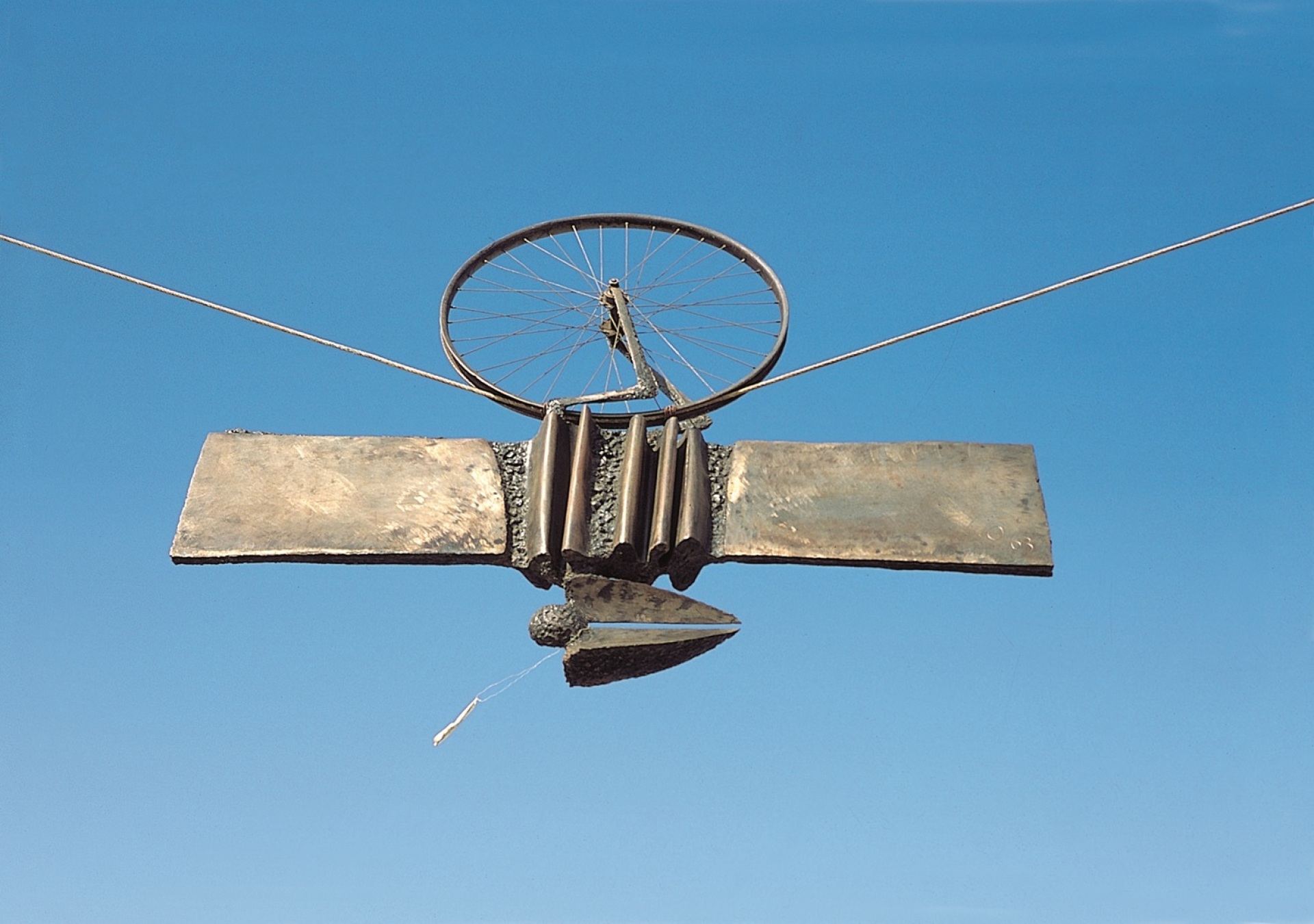 Είδαμε την έκθεση για τον γλύπτη Θόδωρο λίγο πριν ανοίξει στο κοινό