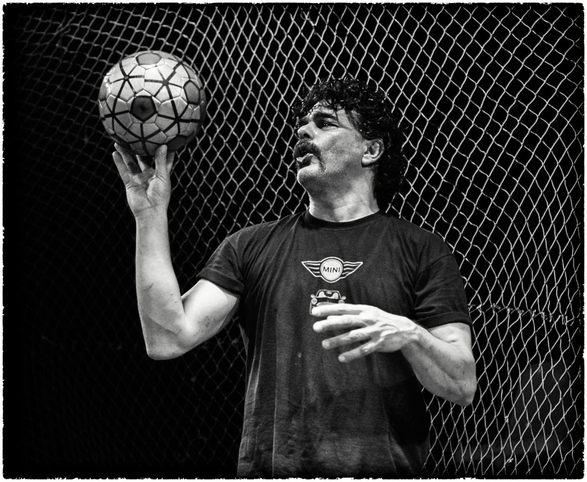 Football στο Οlvio για 6 παραστάσεις