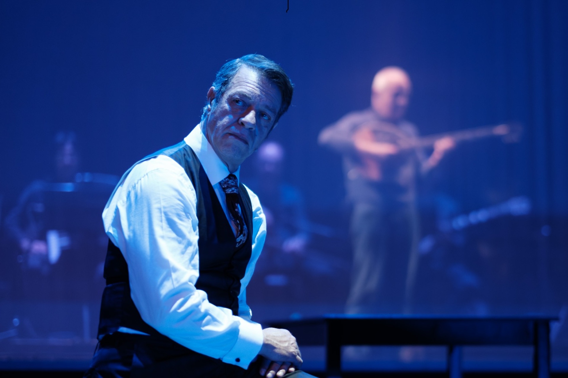 «Τα πήρες όλα κι έφυγες» στο Παλλάς