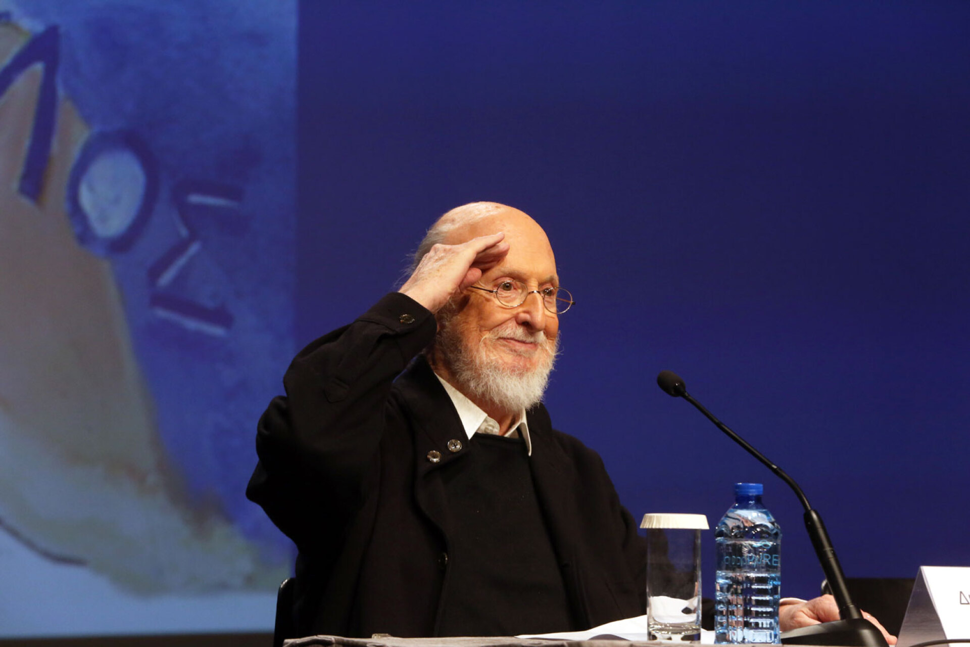 Από την παρουσίαση της αυτοβιογραφίας του «Γιατί τα χρόνια τρέχουν χύμα», εκδόσεις Πατάκη, στο Μέγαρο Μουσικής Αθηνών, Ιανουάριος 2025