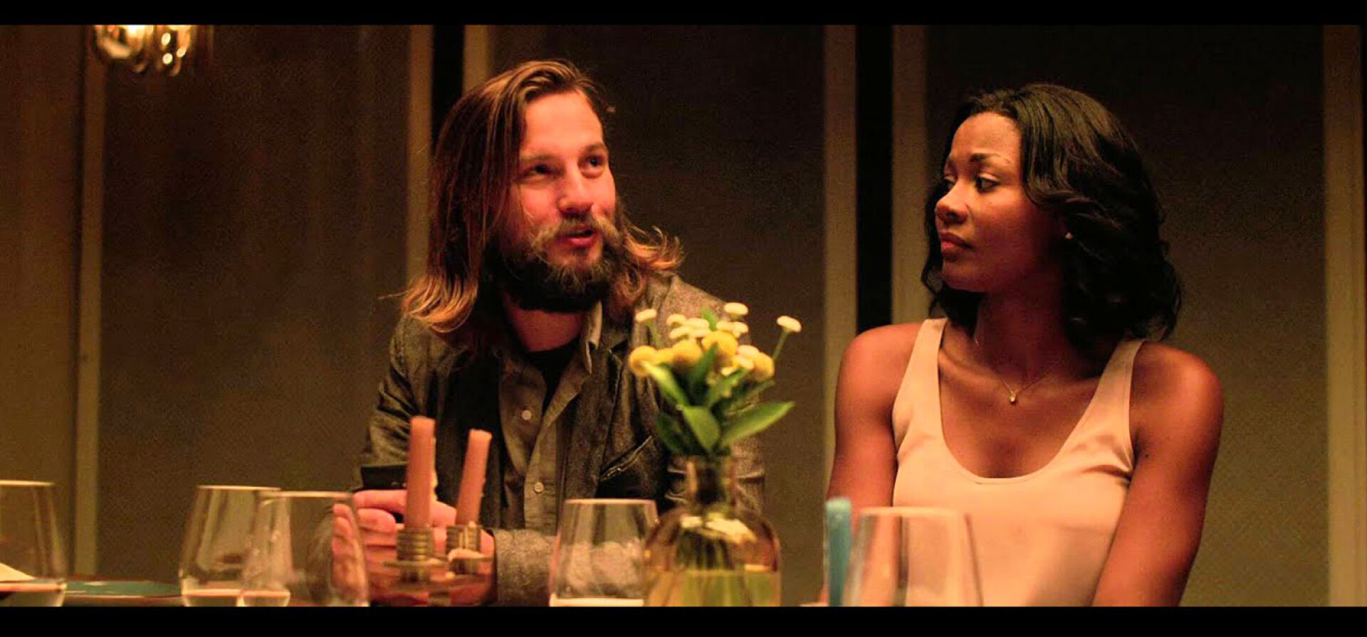 Η πρόσκληση, 2015 | Κάριν Κουσάμα