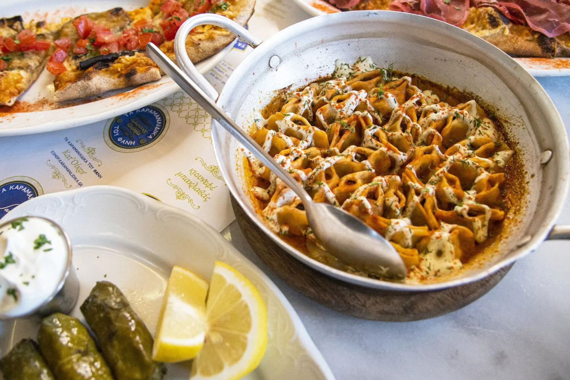 Μεζεδοπωλείο «Καραμανλίδικα του Φάνη»