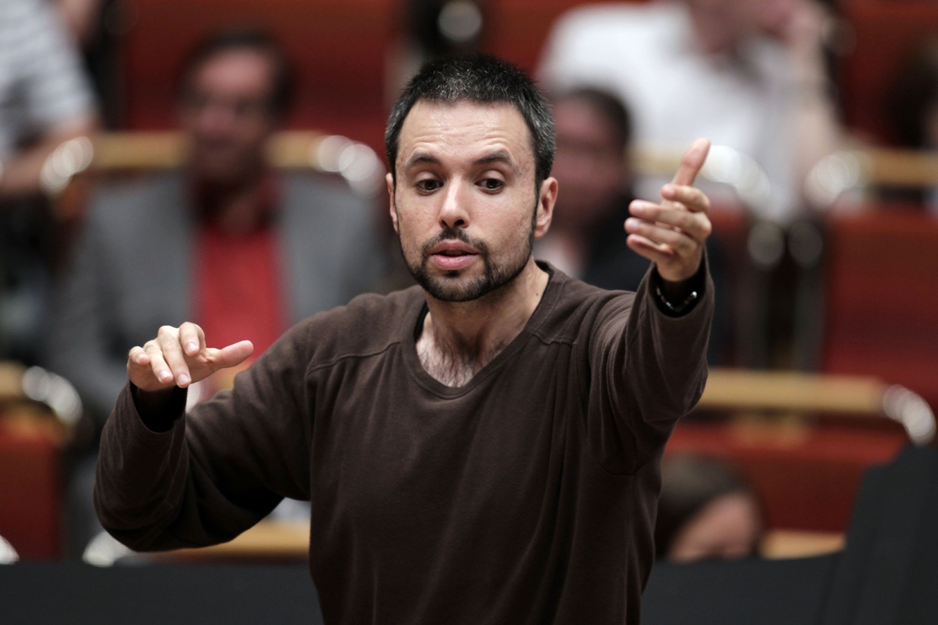 O διεθνής αρχιμουσικός Κωνσταντίνος Καρύδης στο Ωρώδειο