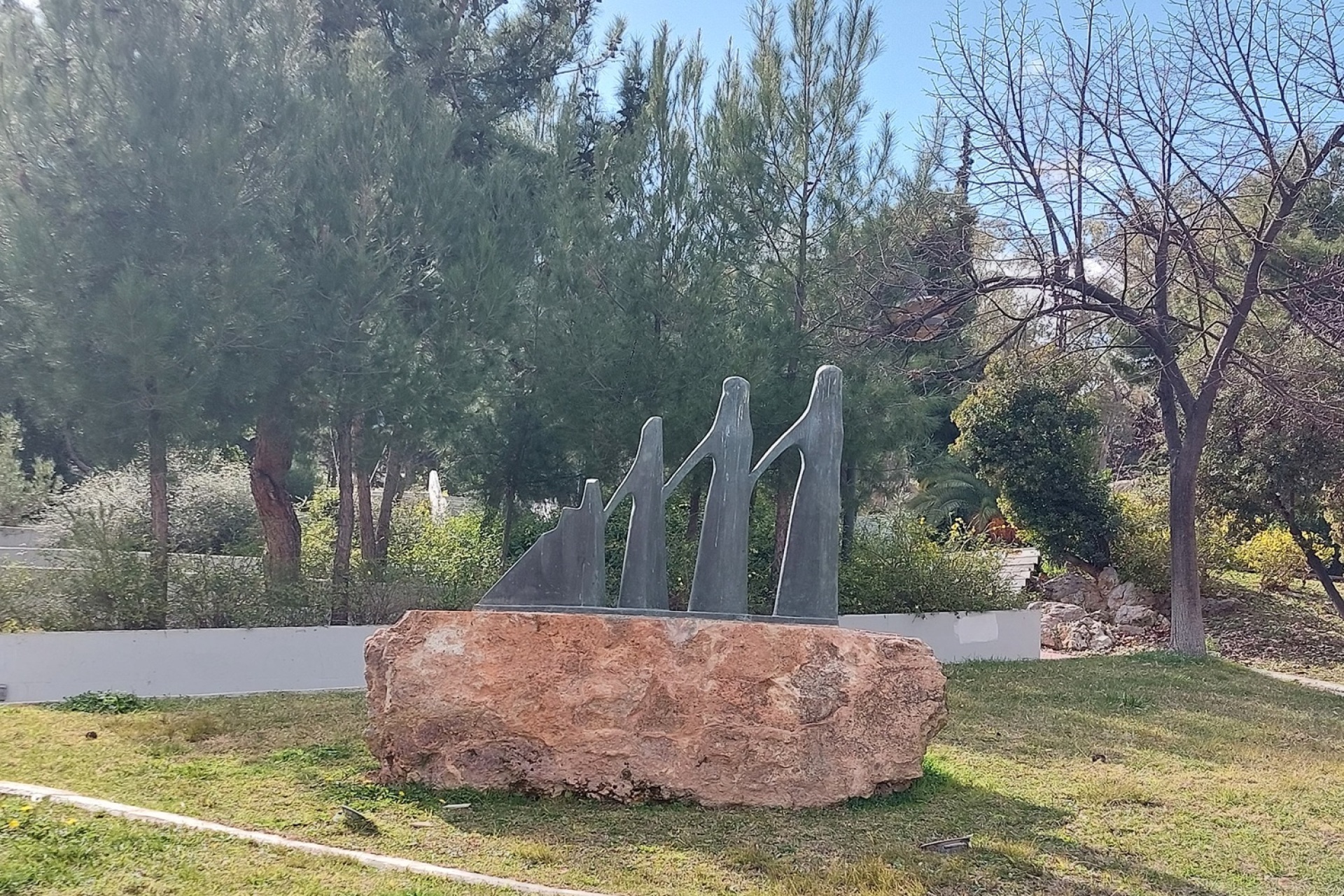 Yπαίθρια Γλυπτοθήκη στην Πλατεία Γιώργου Ζογγγολόπουλου στο Ψυχικό